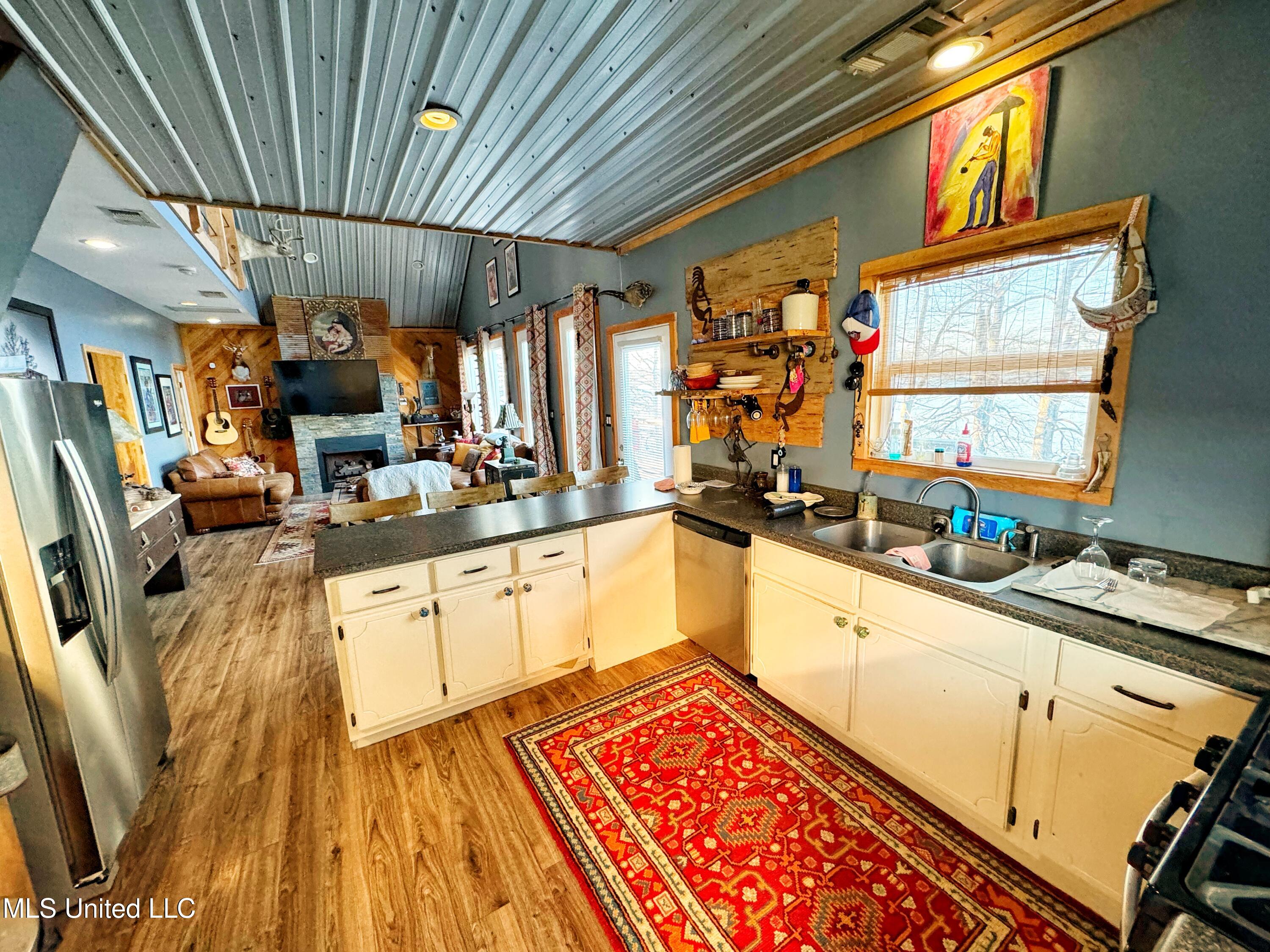 2268 Moon Lake Road, Dundee, Mississippi image 3