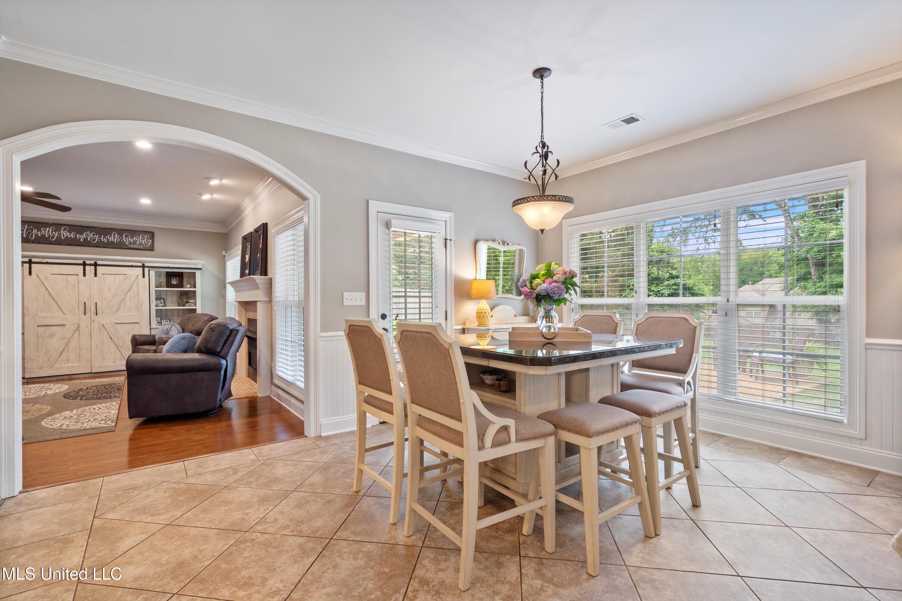4293 Trumpington Cove, Southaven, Mississippi image 13