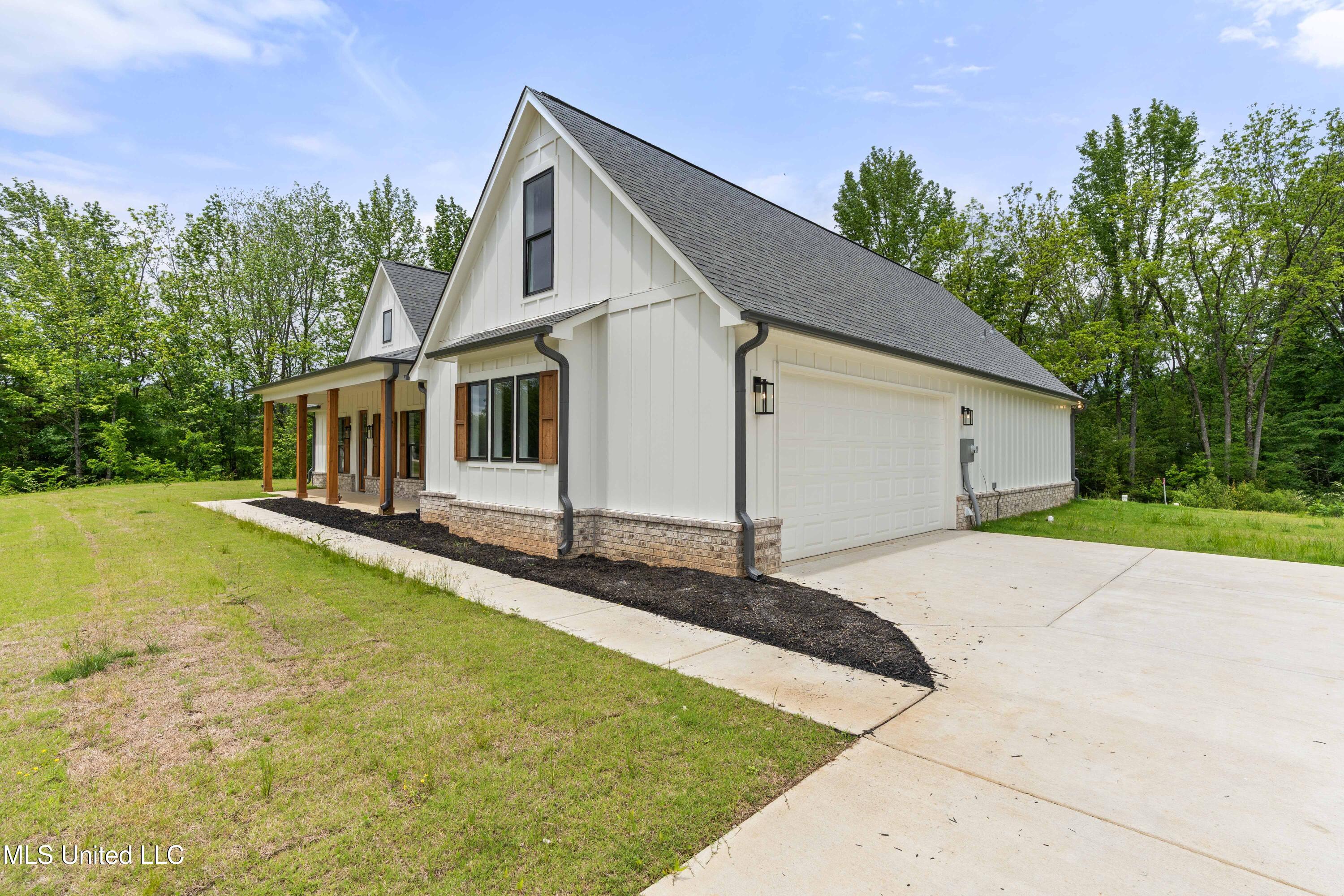 101 Drake Lane, Red Banks, Mississippi image 4