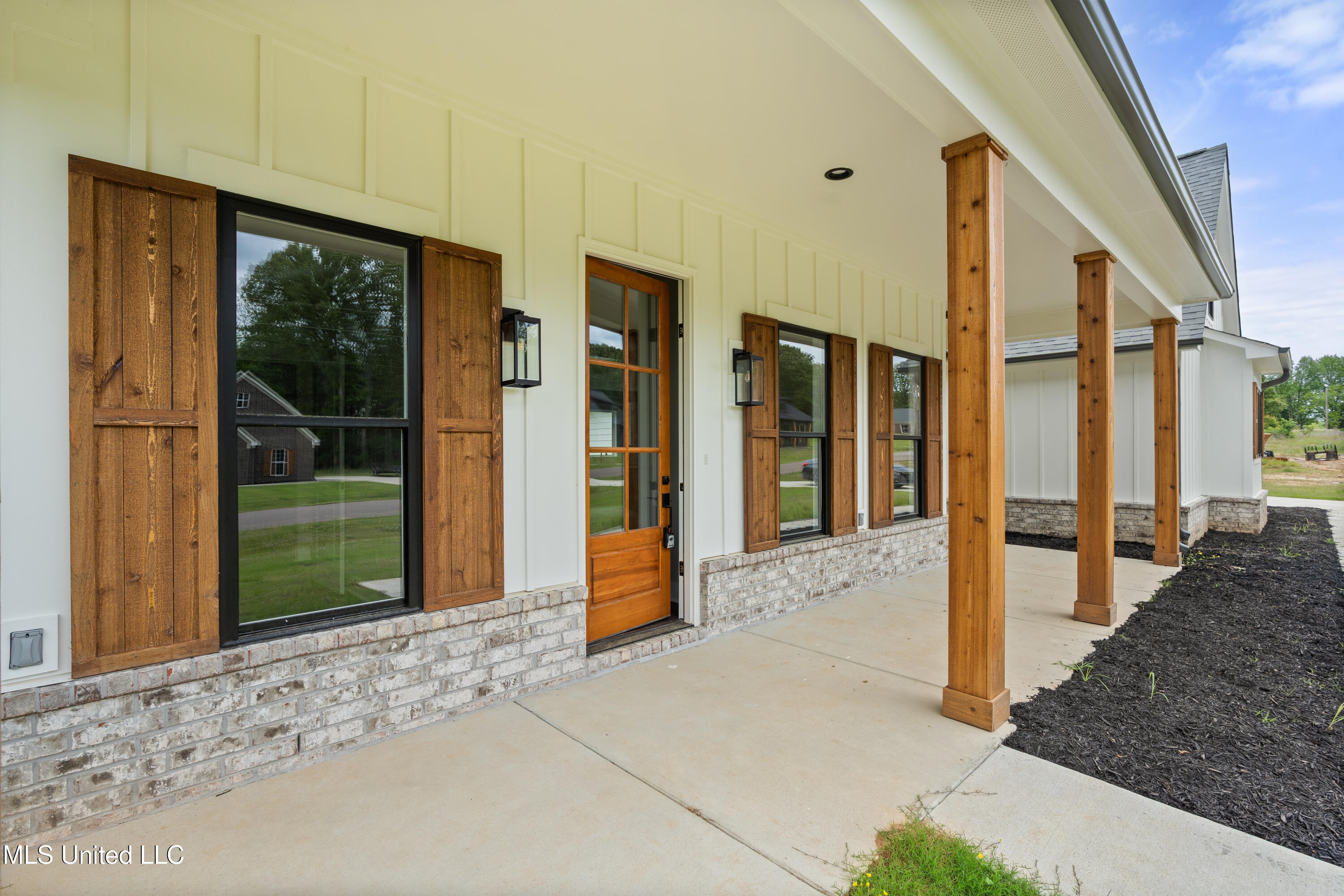 101 Drake Lane, Red Banks, Mississippi image 3
