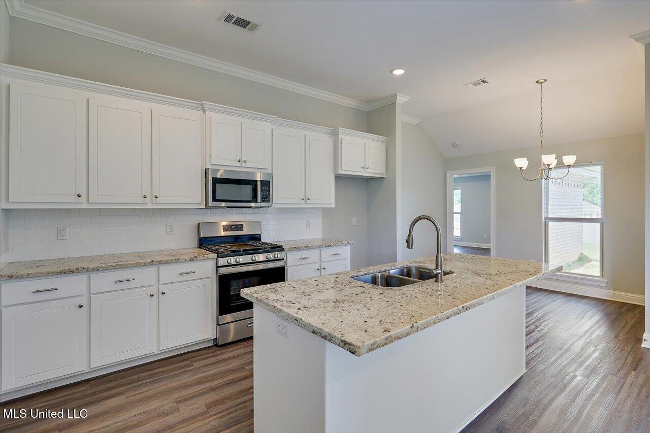 114 Bailey Cove, Canton, Mississippi image 10