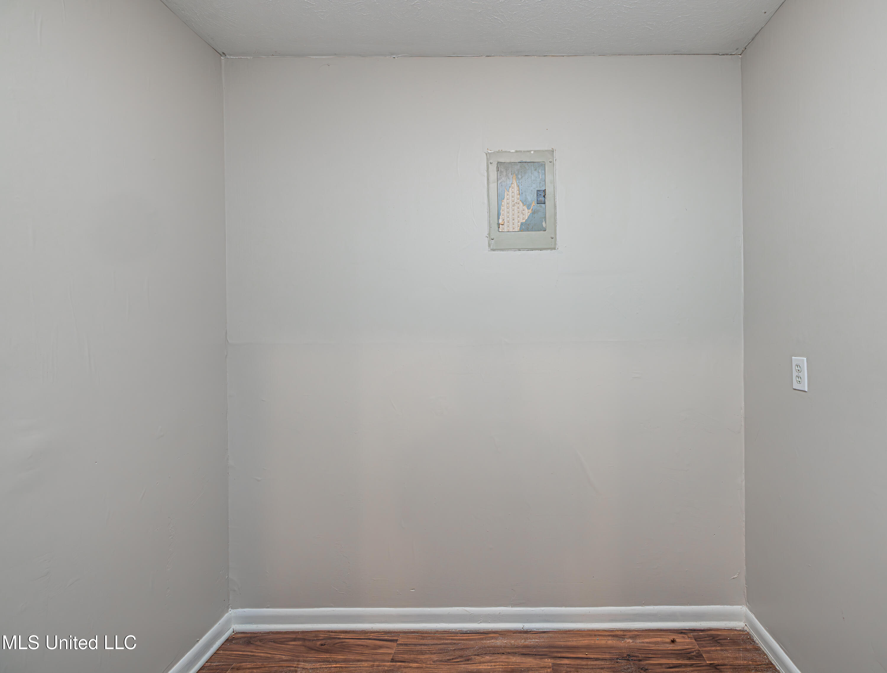 27 Wisteria Court, Jackson, Mississippi image 17
