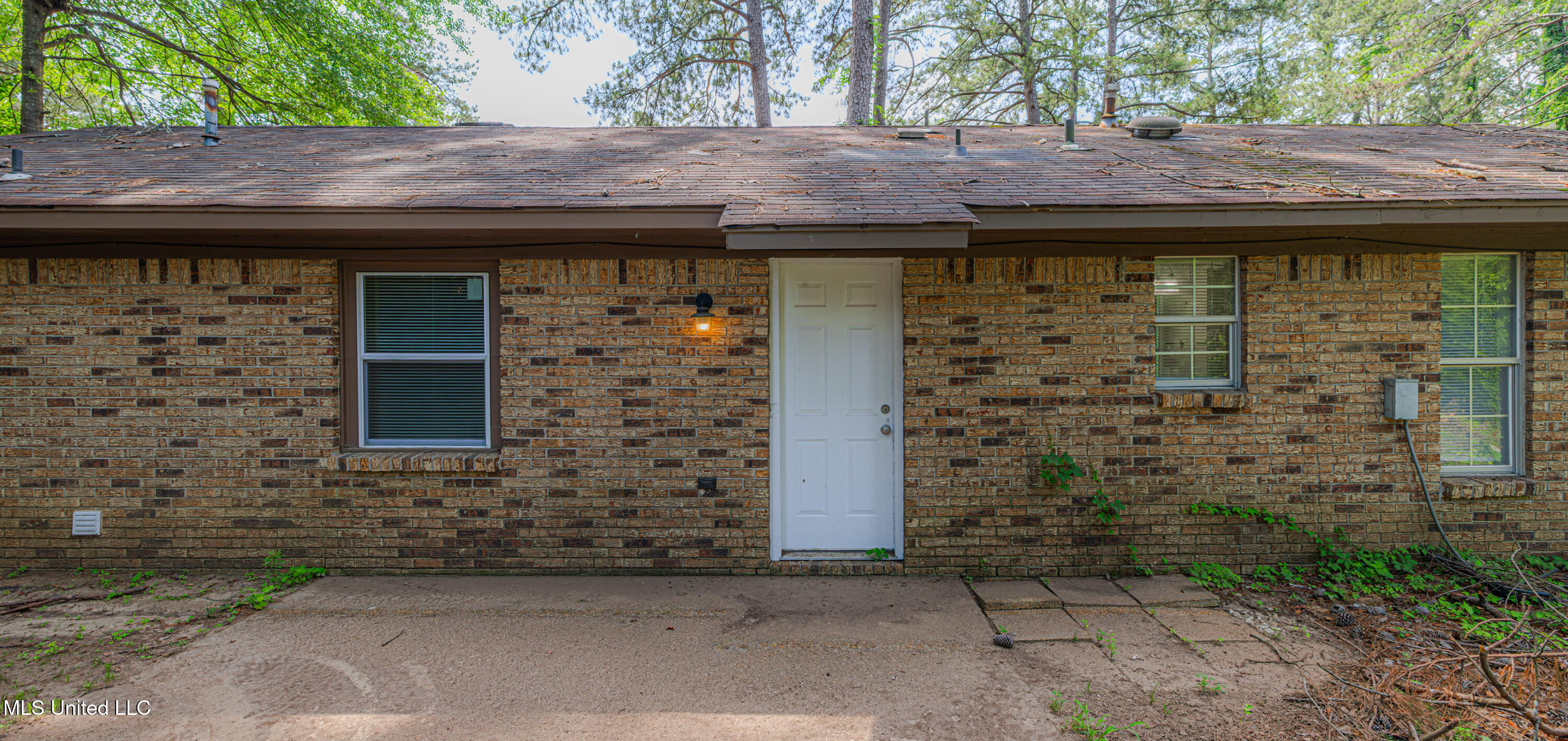 27 Wisteria Court, Jackson, Mississippi image 5