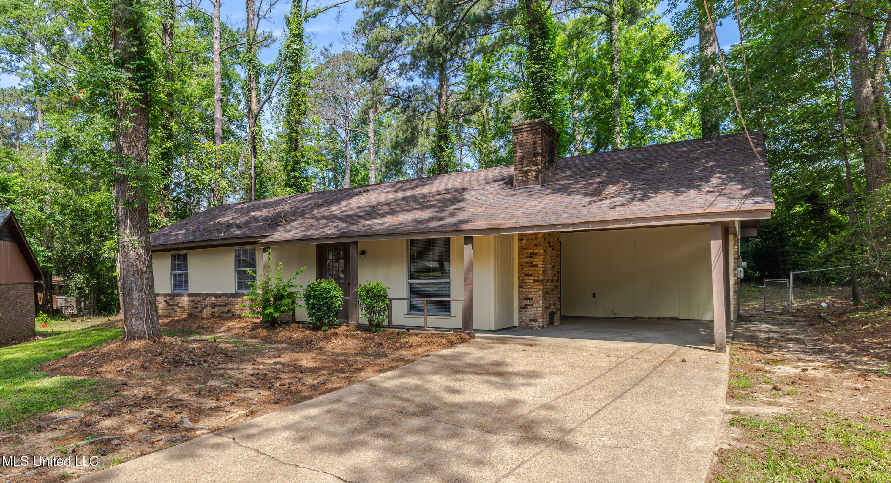 27 Wisteria Court, Jackson, Mississippi image 3