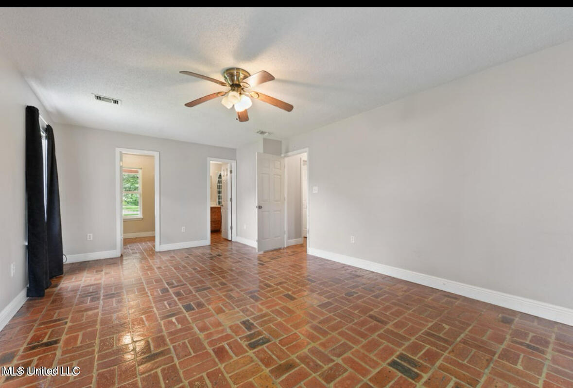 4127 Ceolia Taylor Road, Moss Point, Mississippi image 17