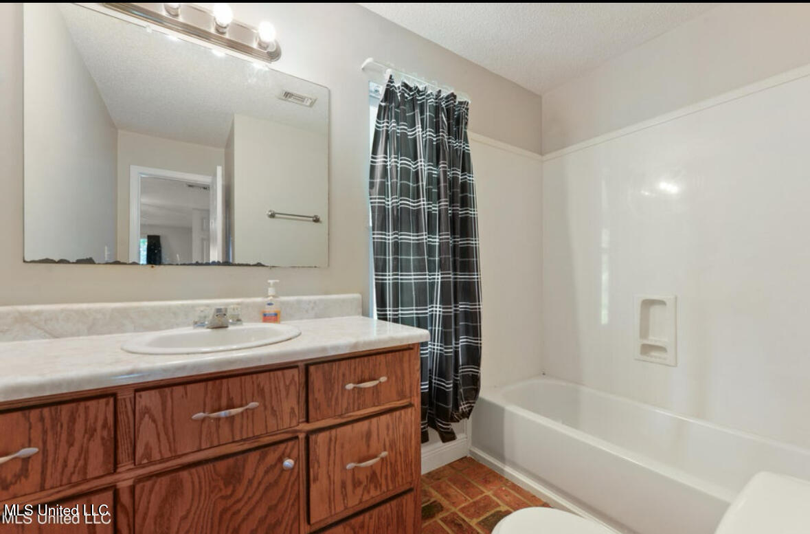 4127 Ceolia Taylor Road, Moss Point, Mississippi image 15