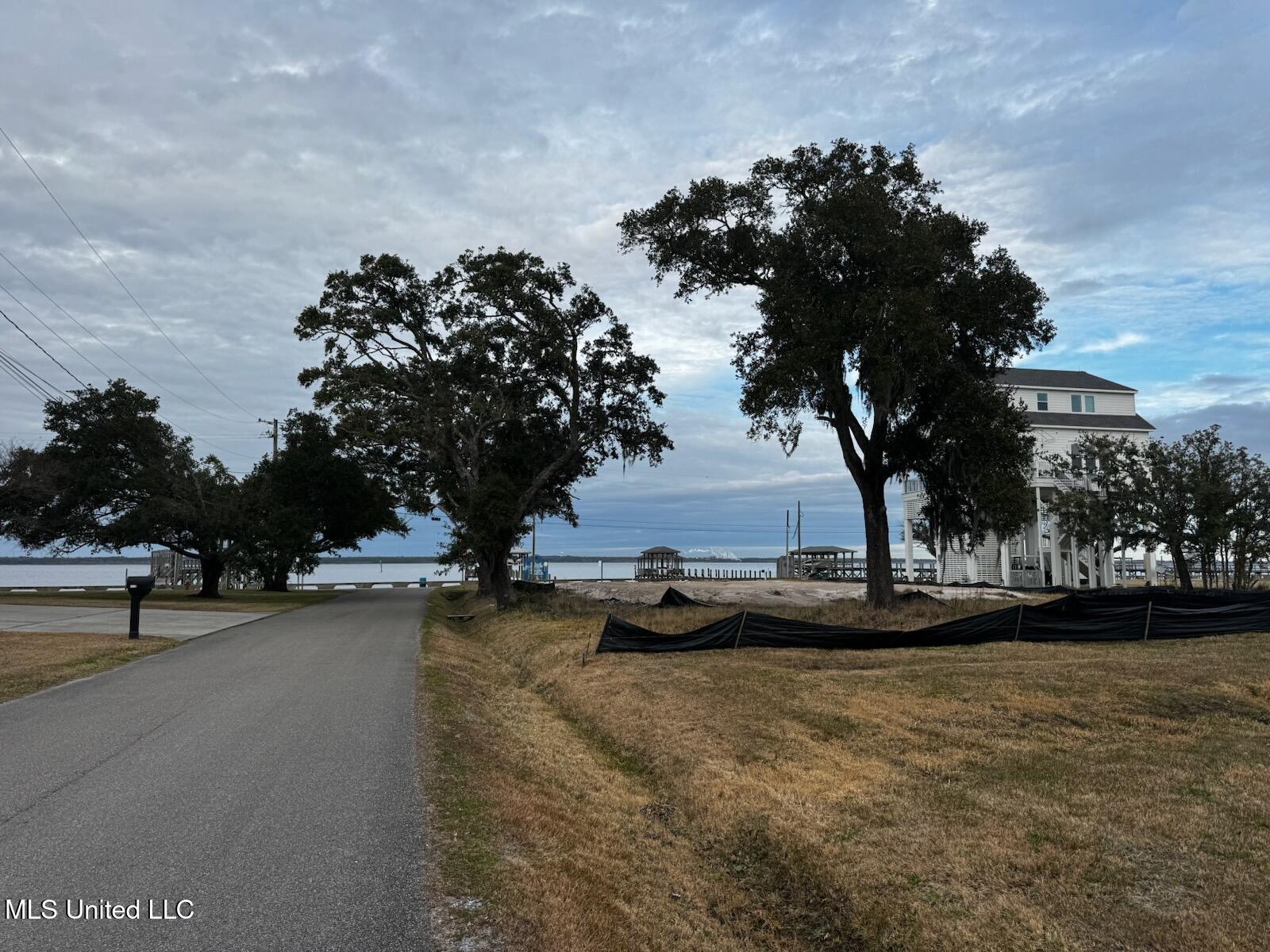 Engman Avenue, Bay Saint Louis, Mississippi image 4