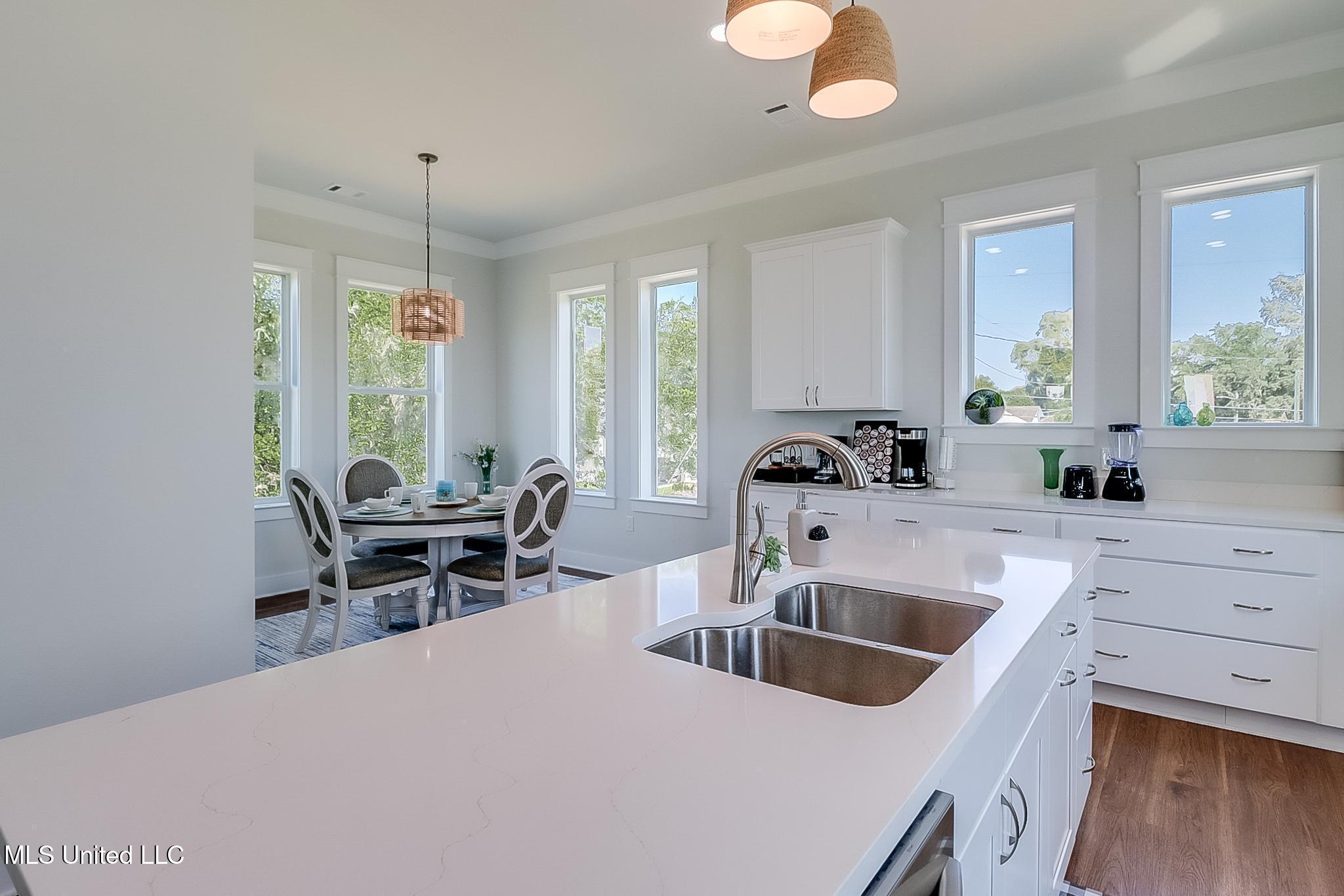 4521 Finley Street, Gulfport, Mississippi image 14