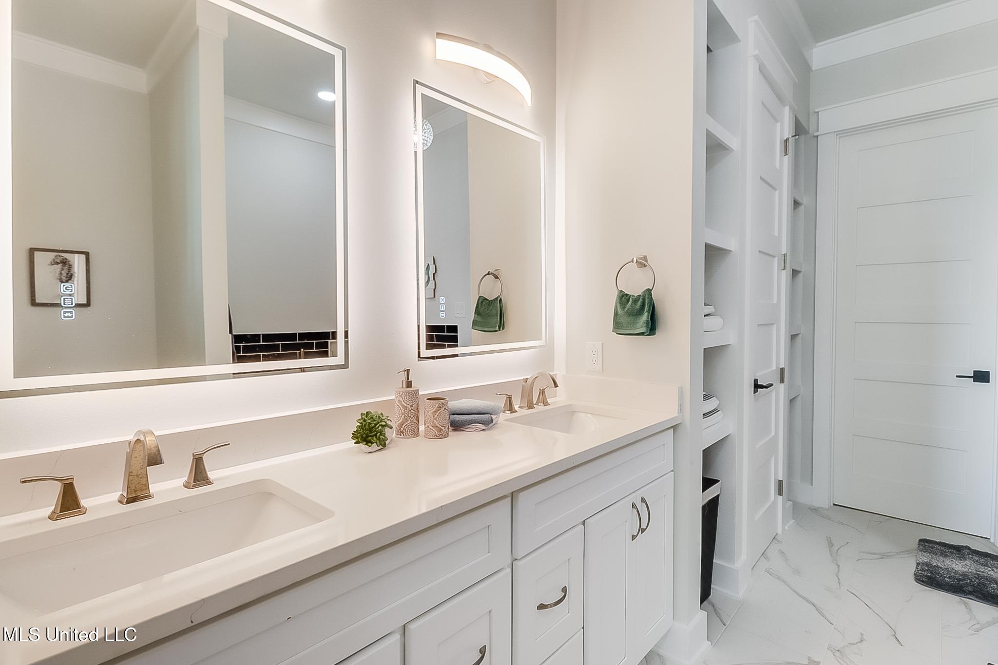 4521 Finley Street, Gulfport, Mississippi image 37