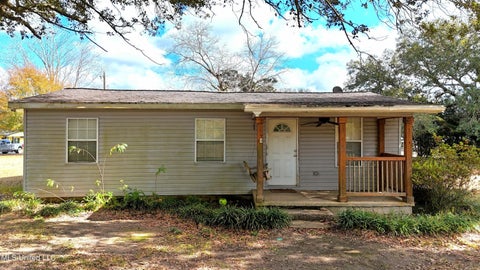 Homes For Sale - 13266 Blue Meadows Road<br/> Pass Christian, MS 39571