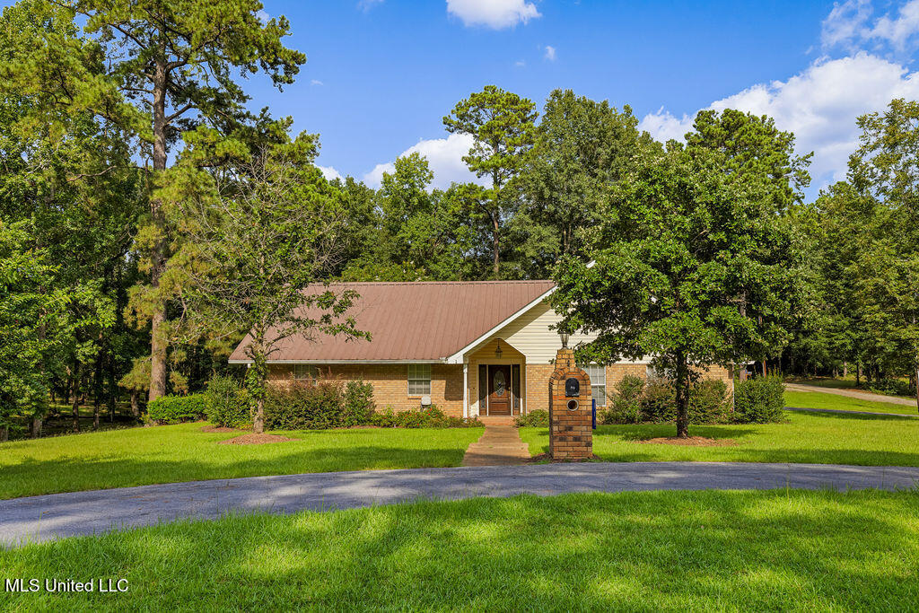 113 N Mcgregor Street, Wiggins, Mississippi image 1