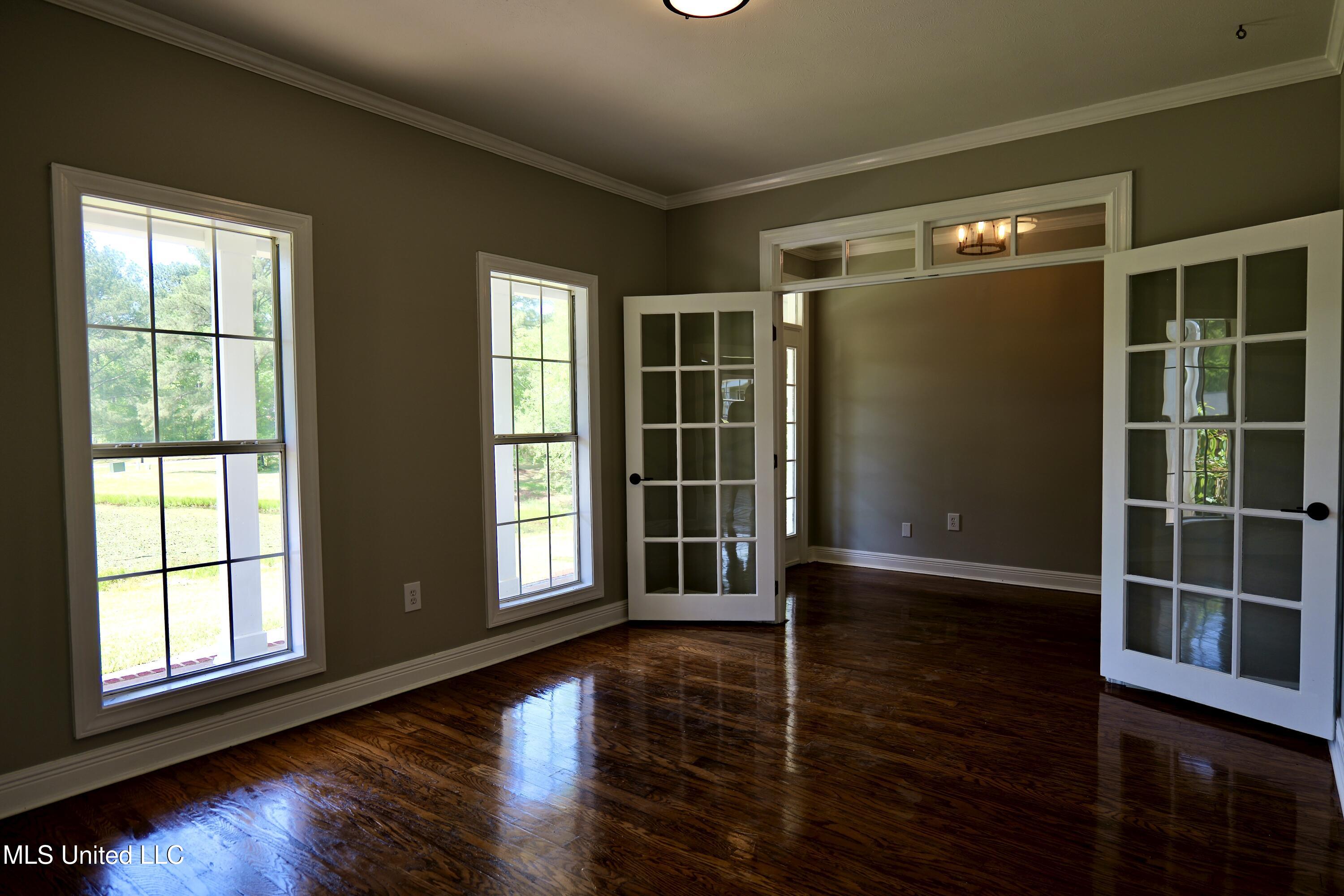 120 Timber Green Lane, Canton, Mississippi image 9