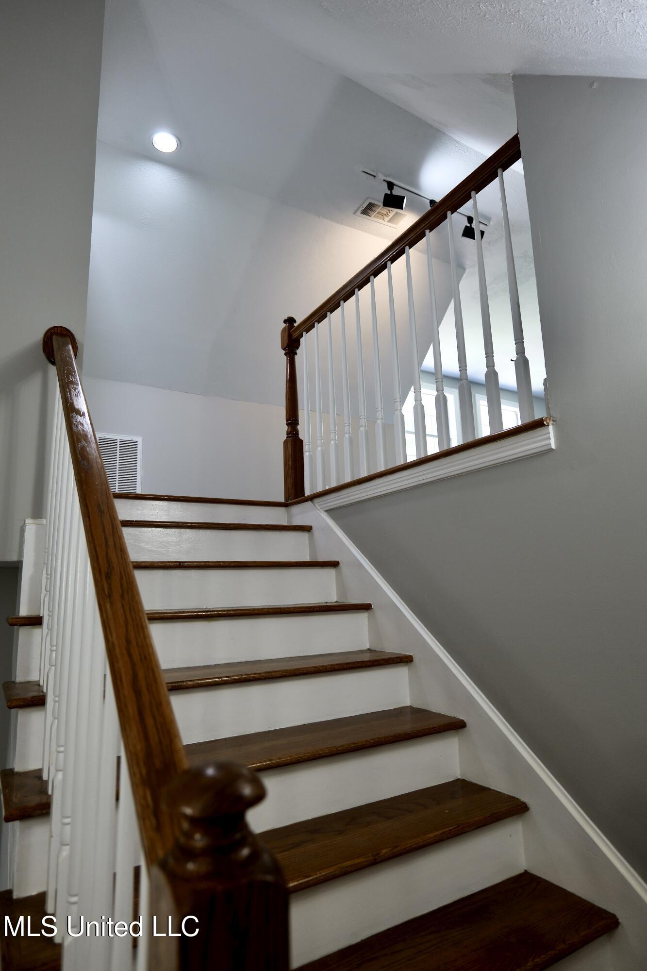 120 Timber Green Lane, Canton, Mississippi image 23