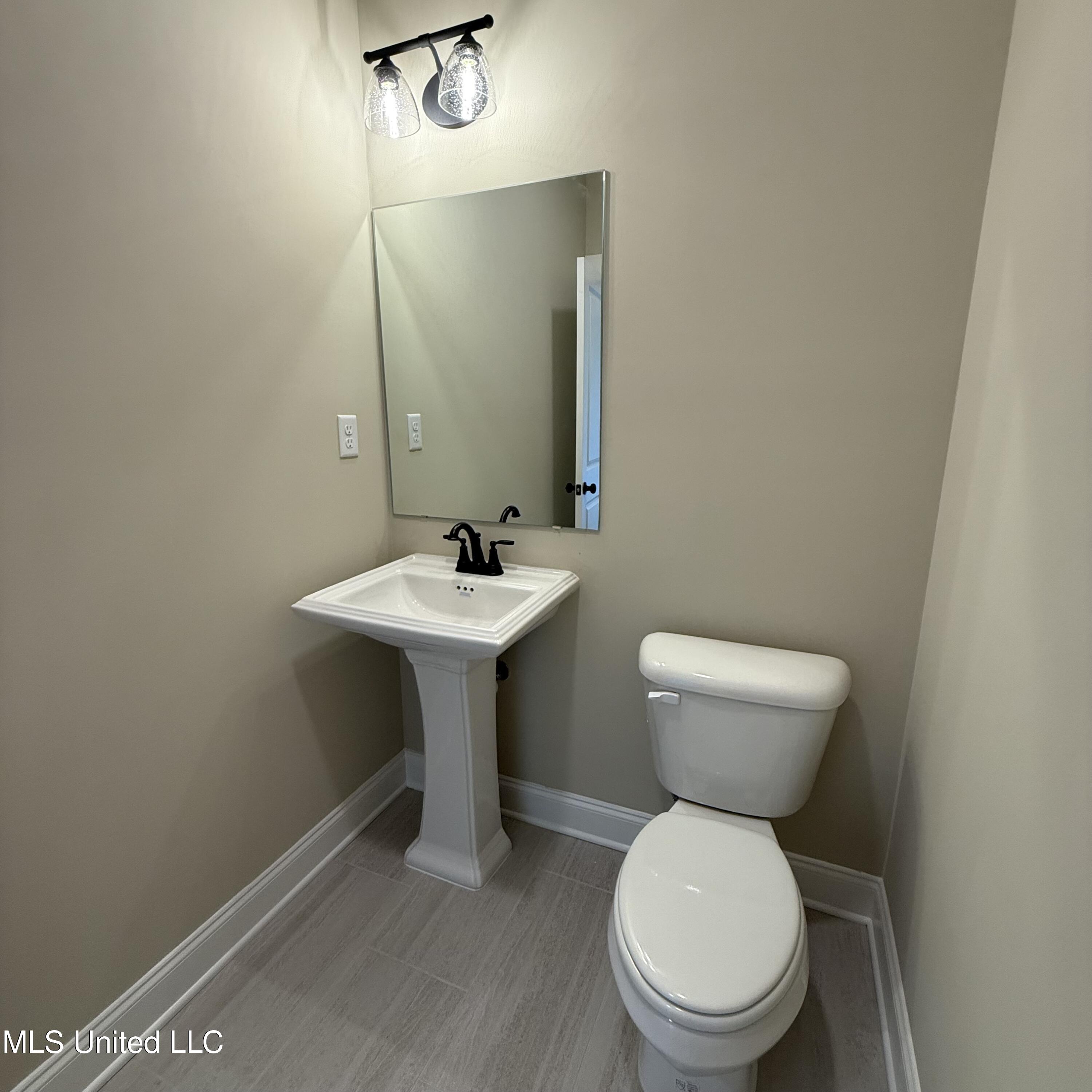 723 Bolivar Drive, Hernando, Mississippi image 24