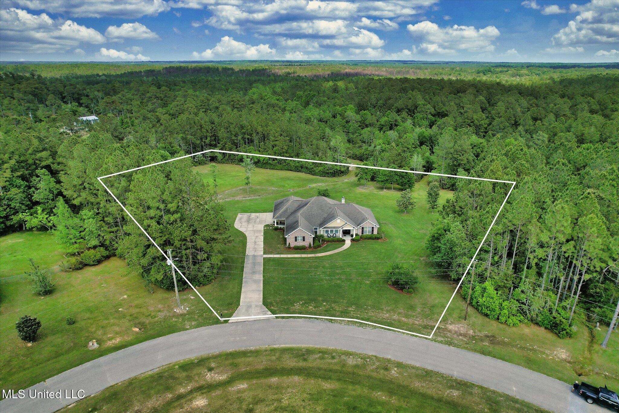 1010 Fenton Place Drive, Kiln, Mississippi image 39