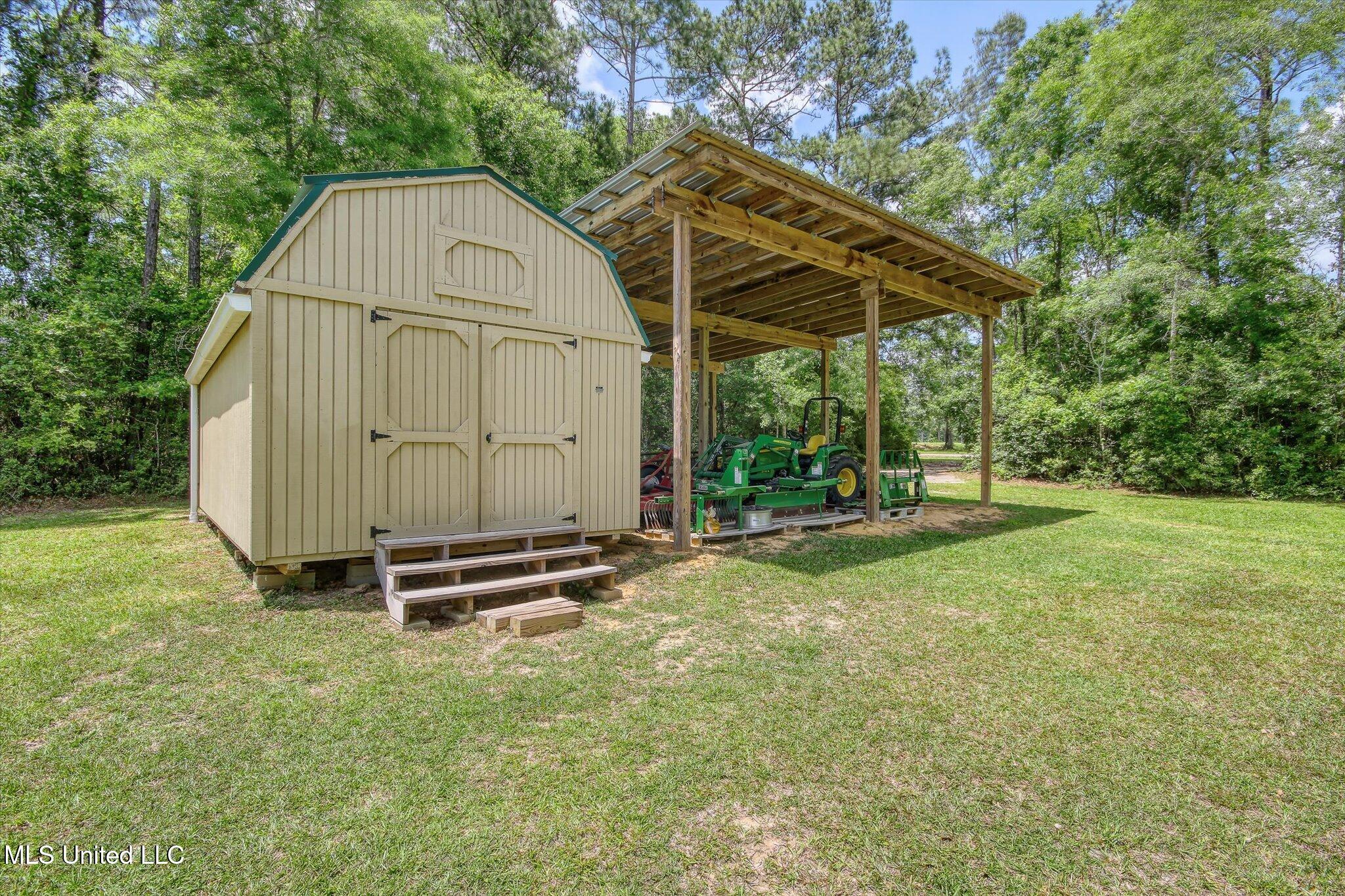 1010 Fenton Place Drive, Kiln, Mississippi image 37
