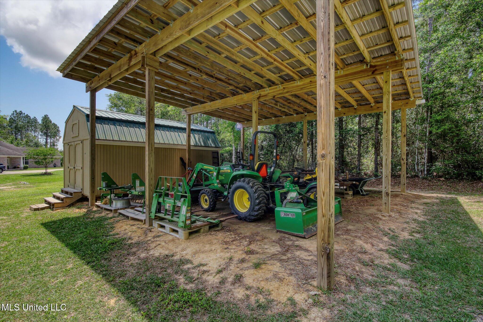 1010 Fenton Place Drive, Kiln, Mississippi image 38