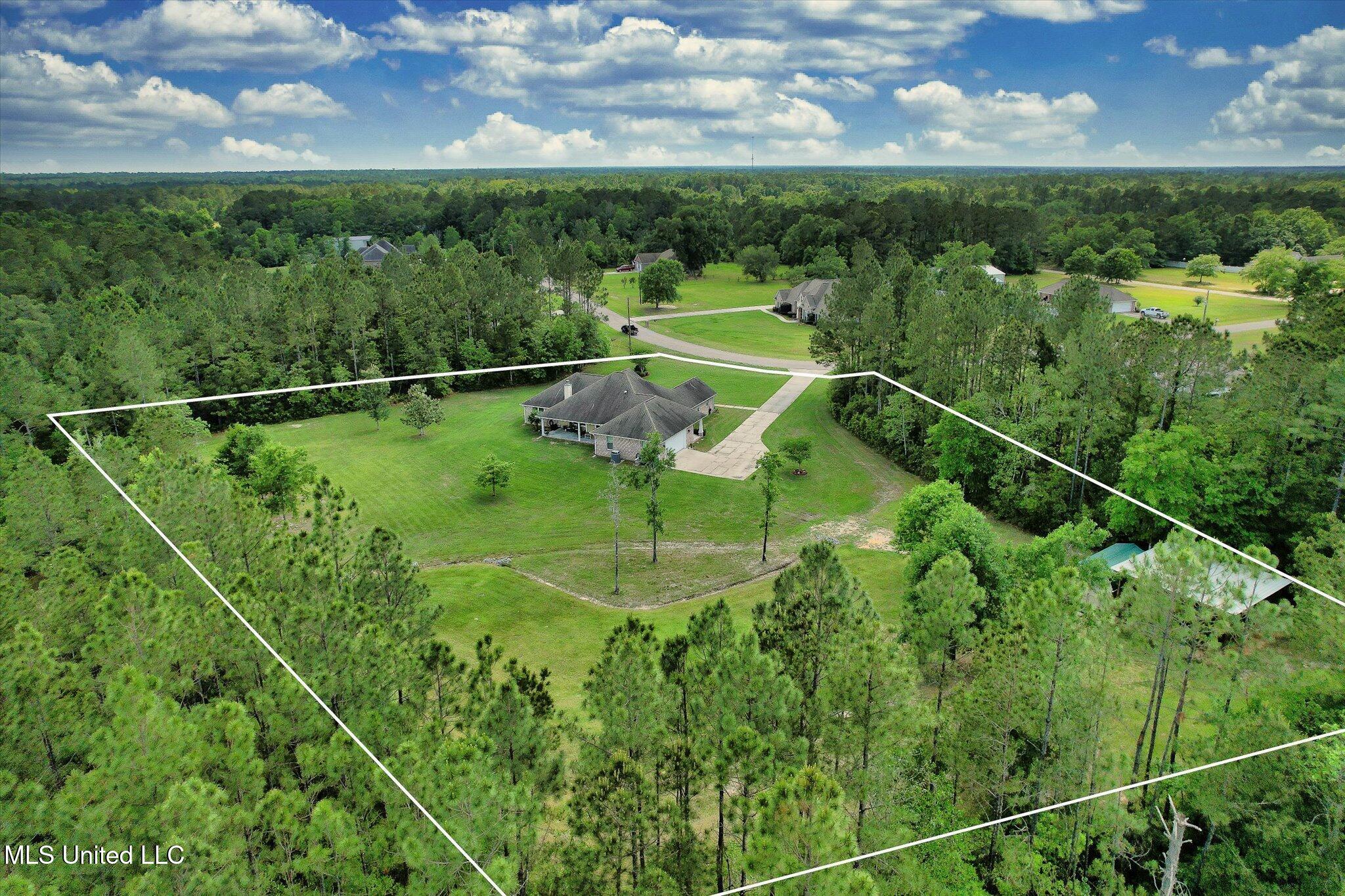 1010 Fenton Place Drive, Kiln, Mississippi image 43