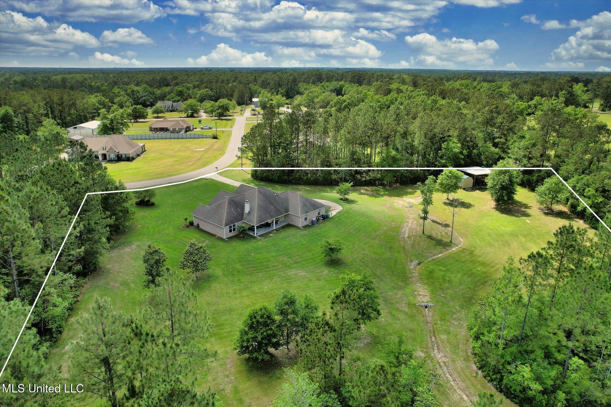 1010 Fenton Place Drive, Kiln, Mississippi image 41