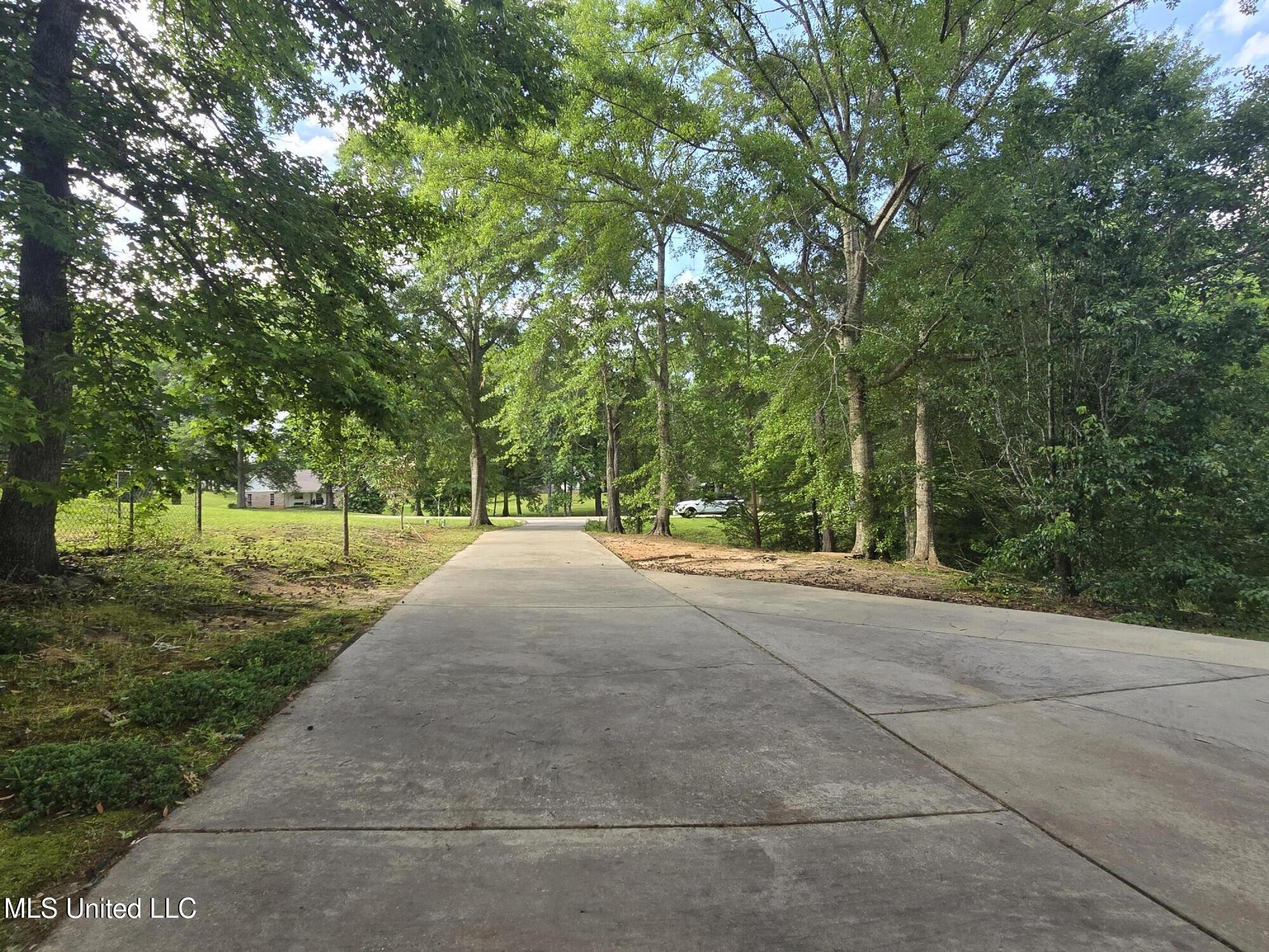26 Running Stream Drive, Carriere, Mississippi image 46