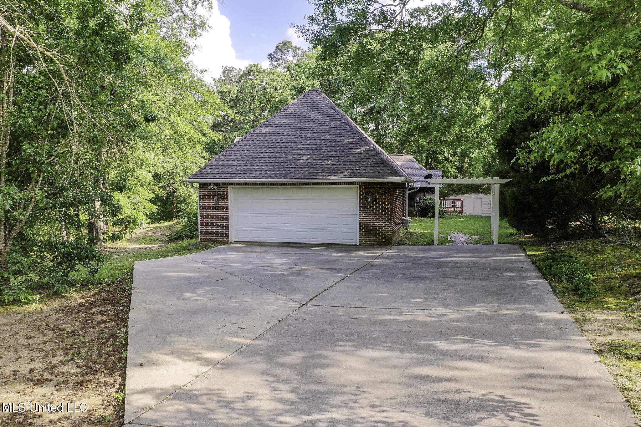 26 Running Stream Drive, Carriere, Mississippi image 33