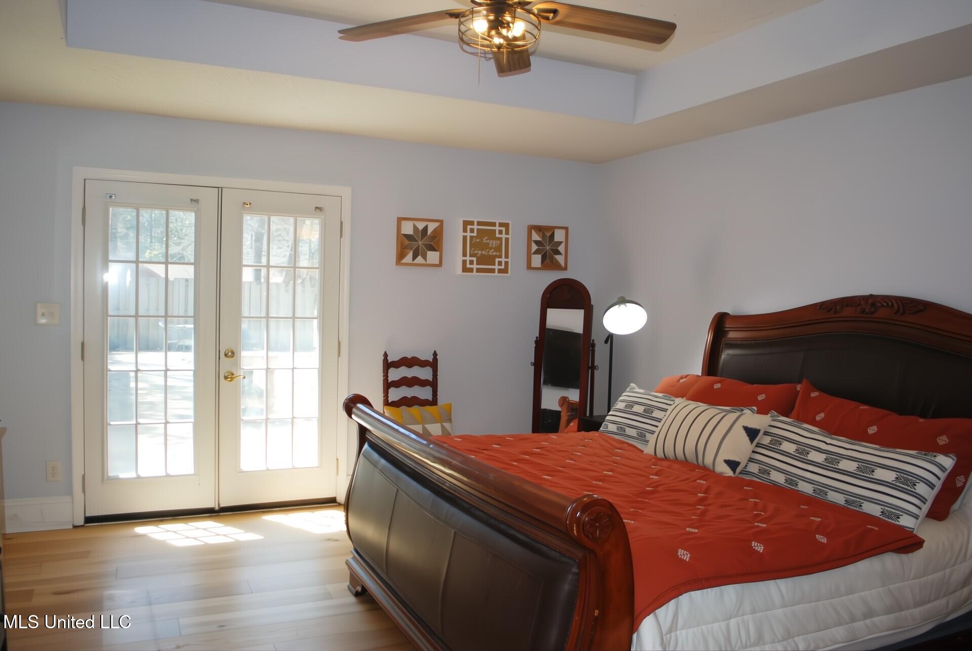 2917 N 4th Street, Ocean Springs, Mississippi image 20