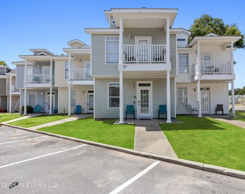 Townhouse For Rent - 1270 Century Oaks Dr<br/> Harrison County, Gulfport, MS 39507