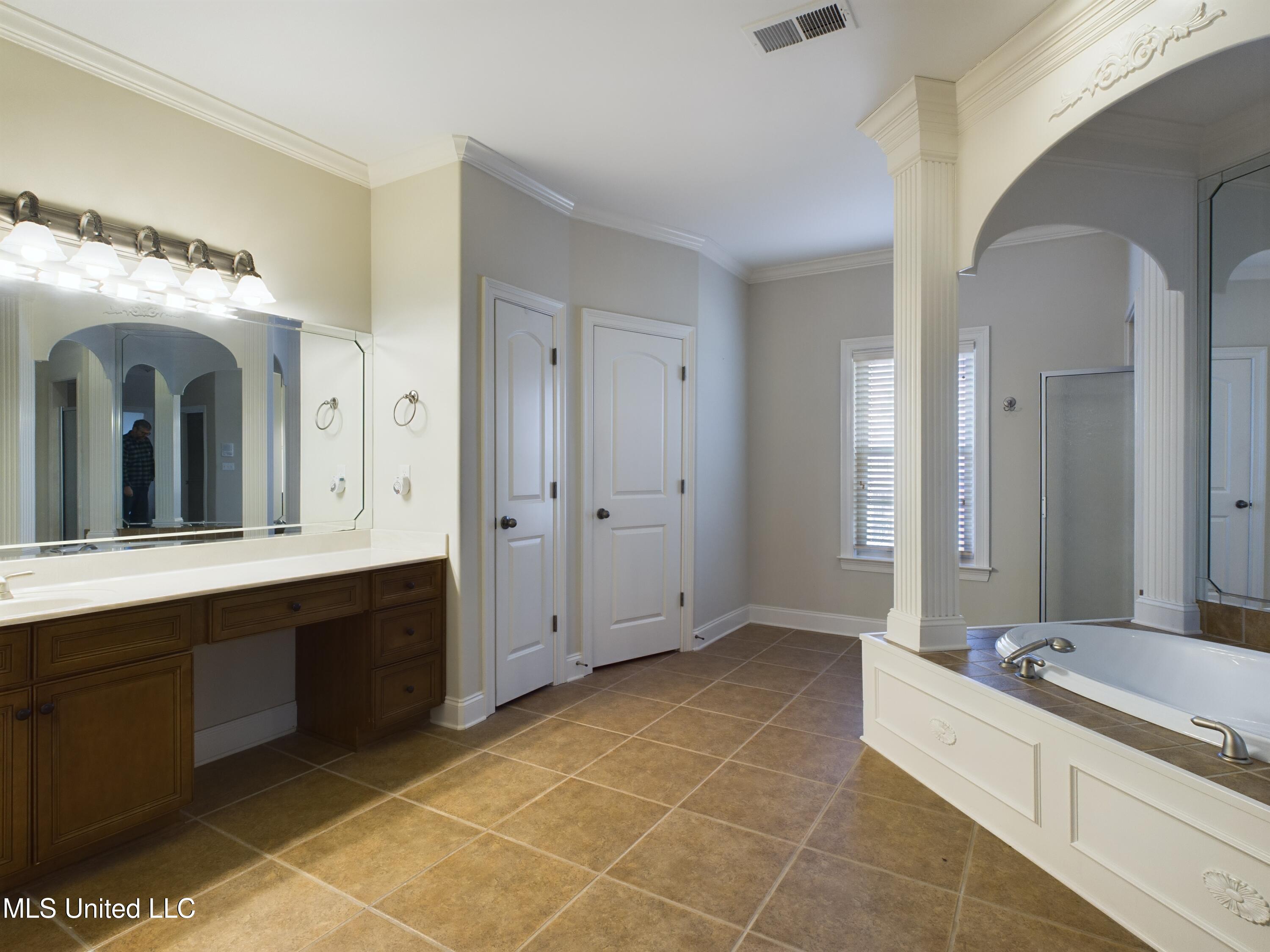 8492 White Crossing Crossing, Olive Branch, Mississippi image 13