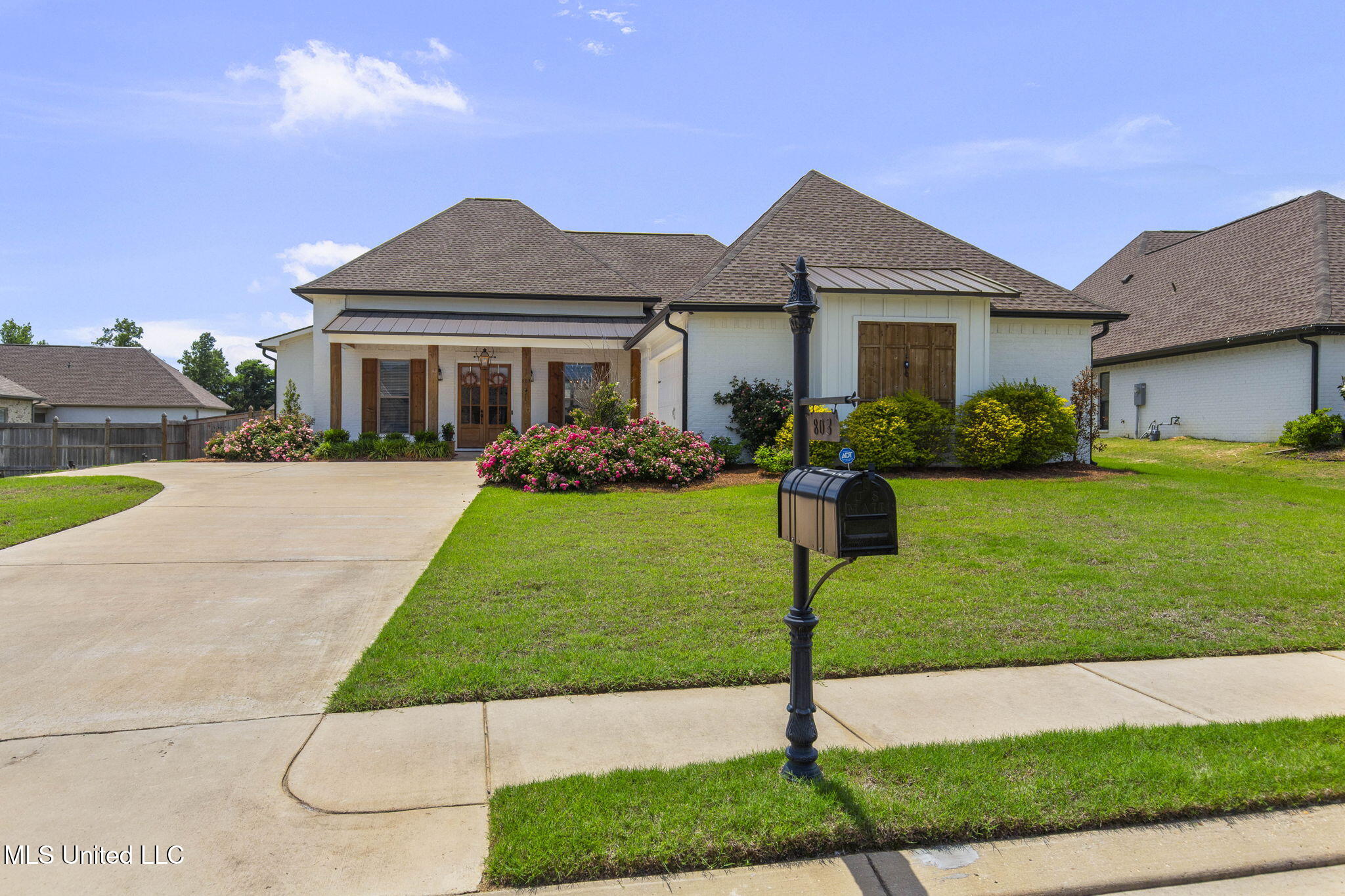 803 White Rock Lane, Brandon, Mississippi image 2