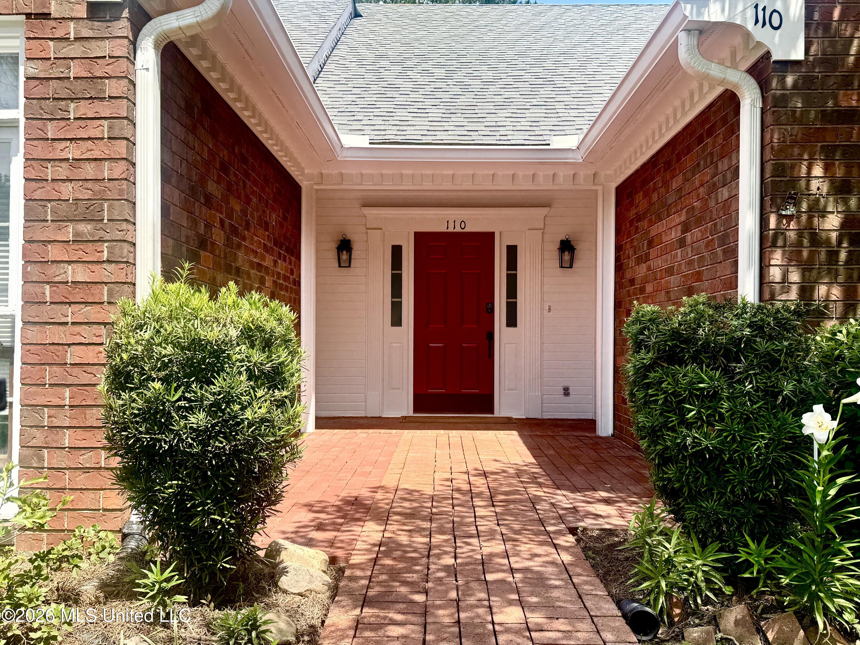 110 Woodland Ridge Drive