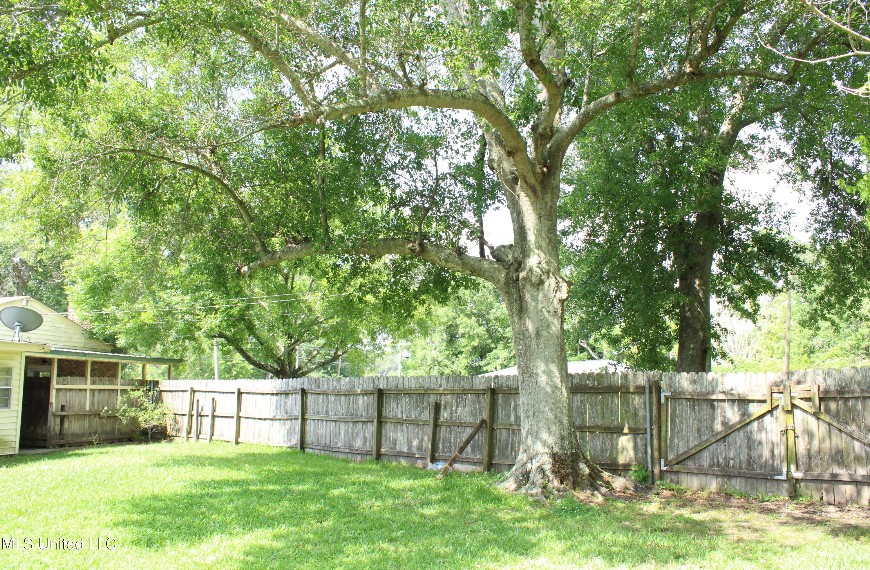 7000 Melrose Drive, Biloxi, Mississippi image 8