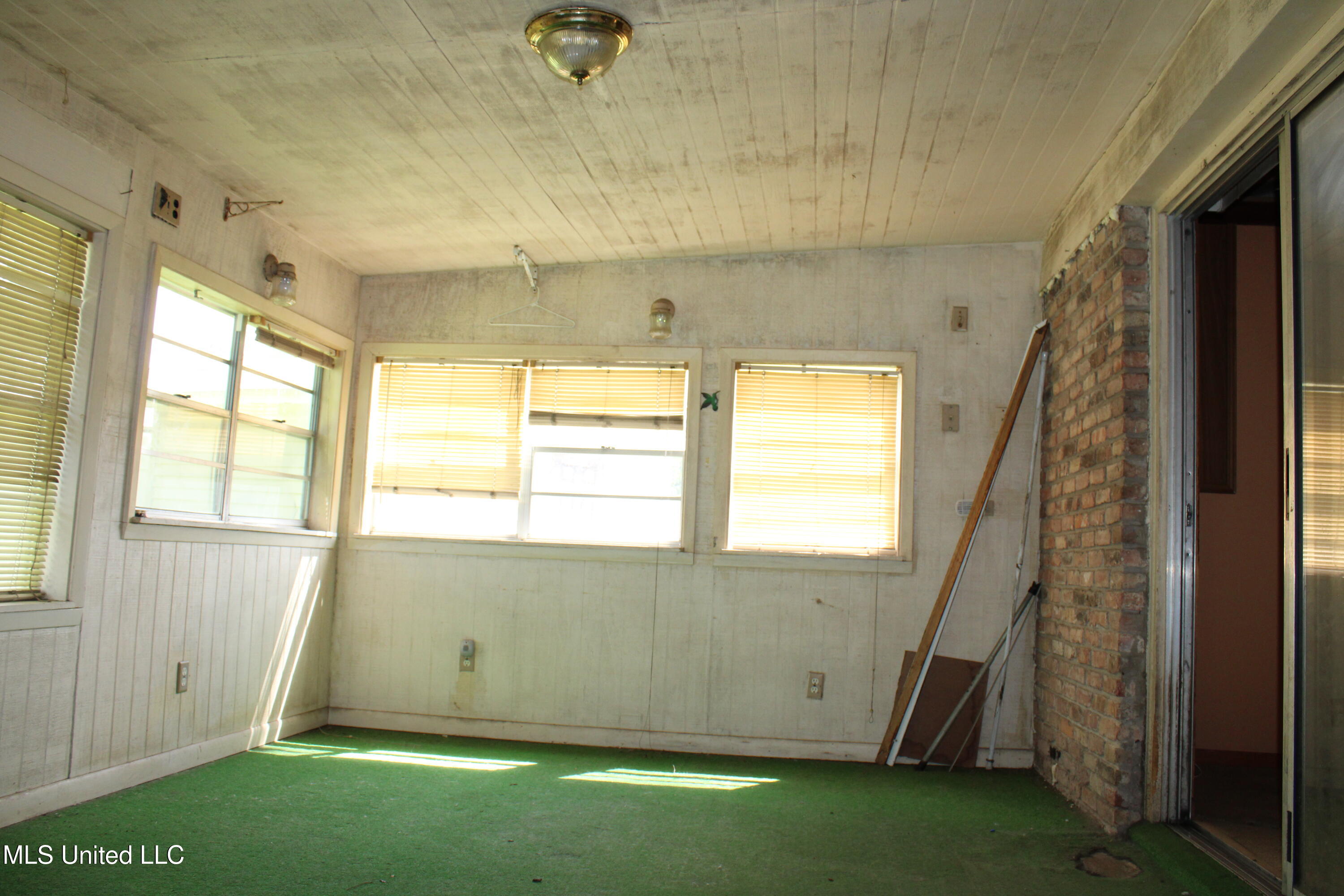 7000 Melrose Drive, Biloxi, Mississippi image 25