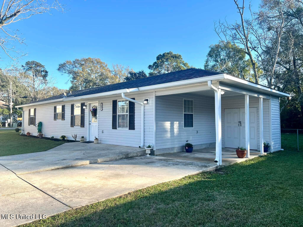 5603 1/2 Daugherty Road, Long Beach, Mississippi image 1