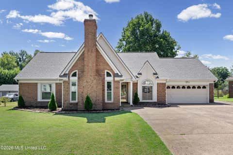 Homes For Sale - 7264 Flower Creek Drive<br/> Southaven, MS 38671