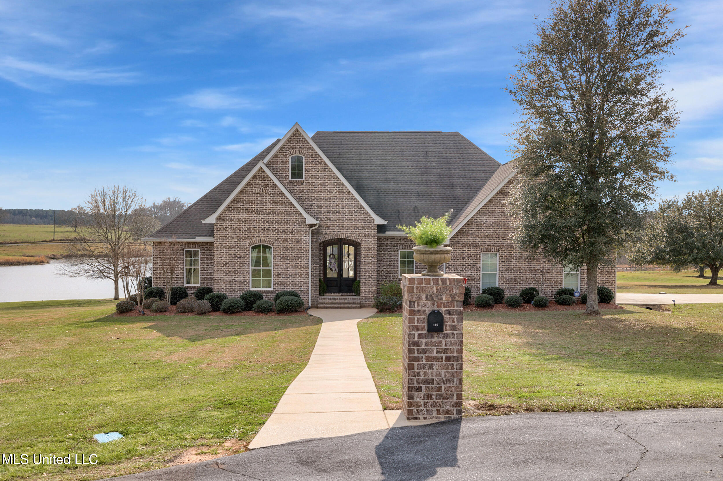 116 Sweetgrass Cove, Lucedale, Mississippi image 2