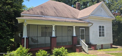 Homes For Sale - 425 Cameron Street<br/> Pike County, McComb, MS 39648