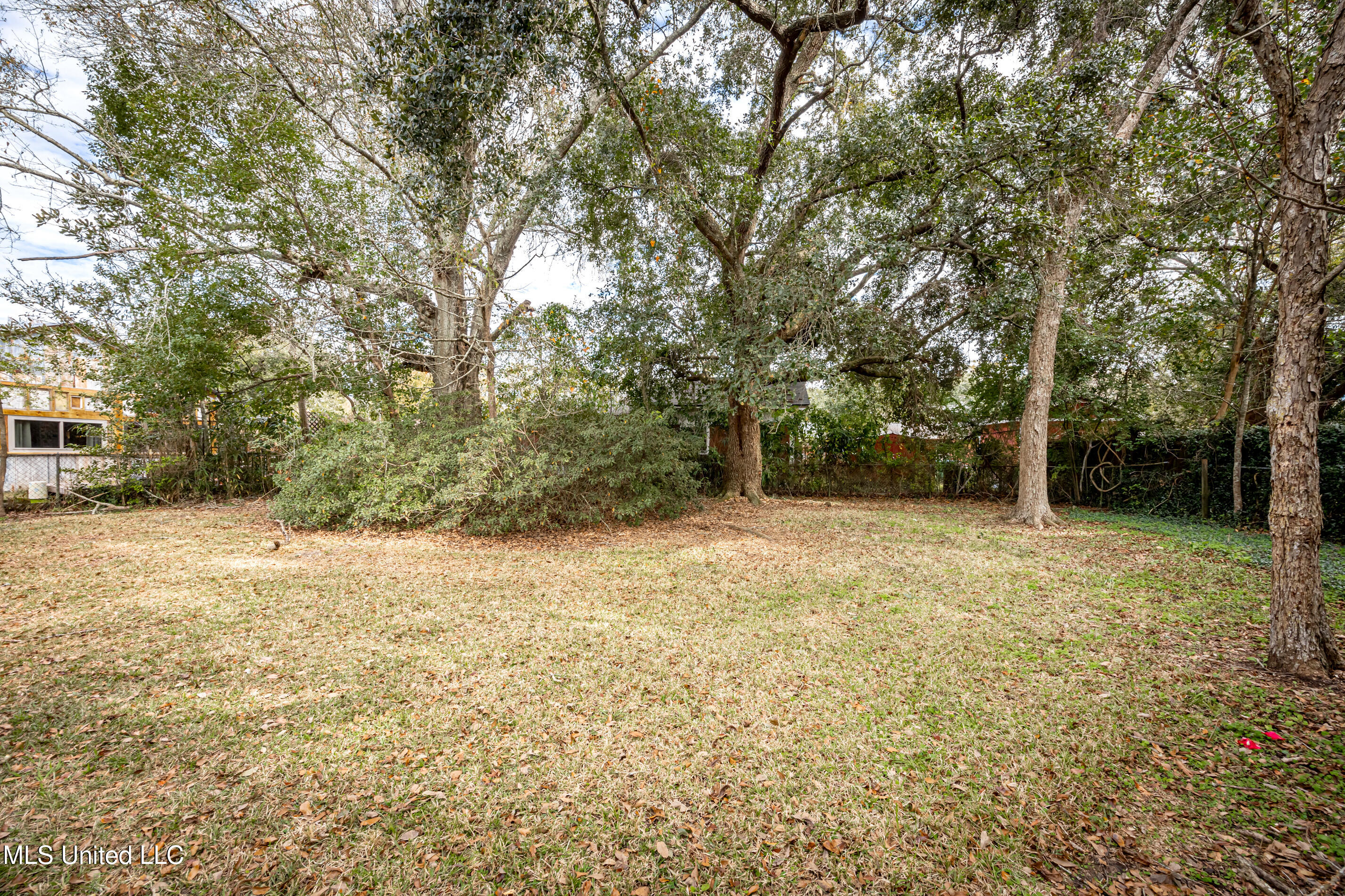 407 Holly Road, Ocean Springs, Mississippi image 35