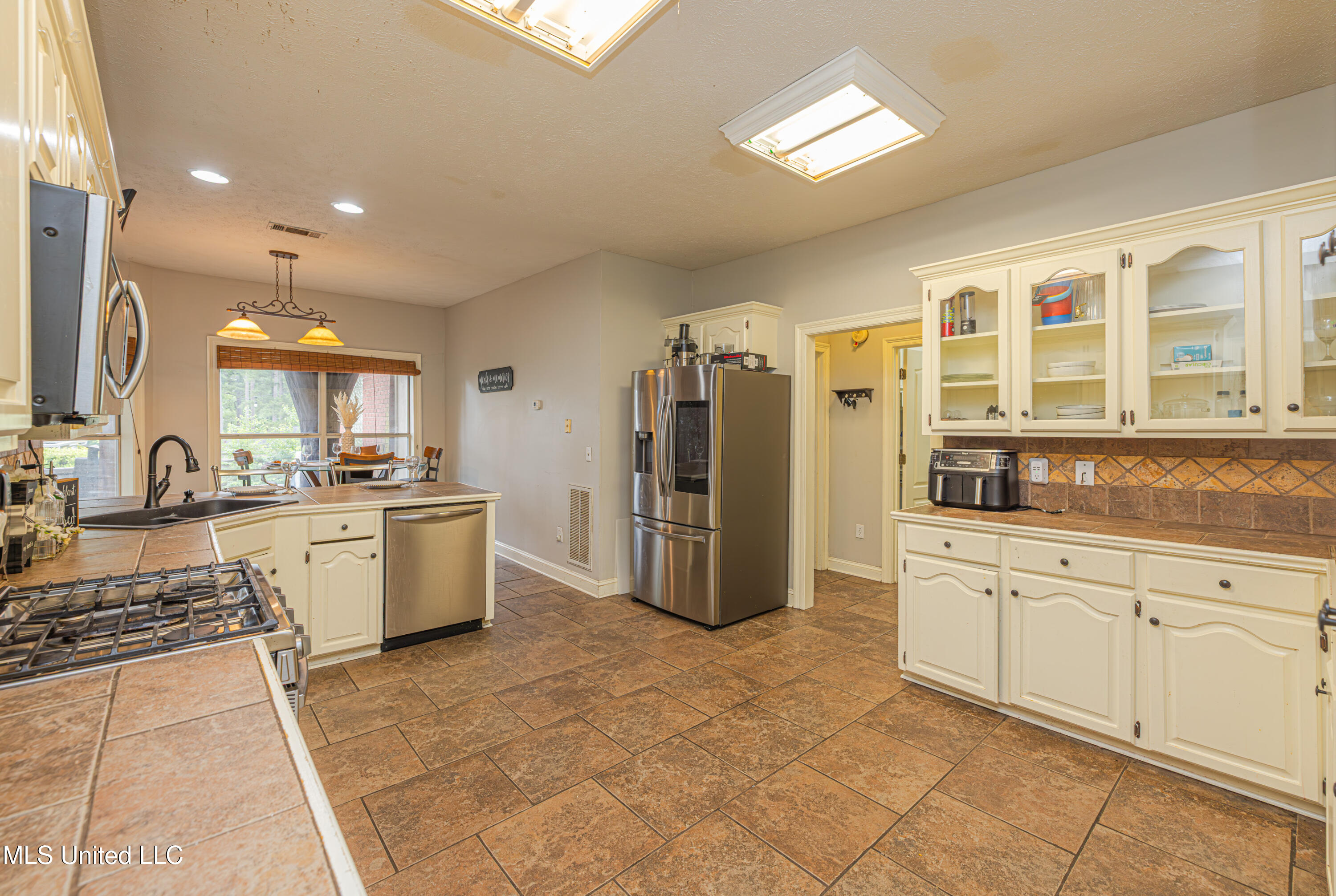 214 Deerfield Club Drive, Canton, Mississippi image 18