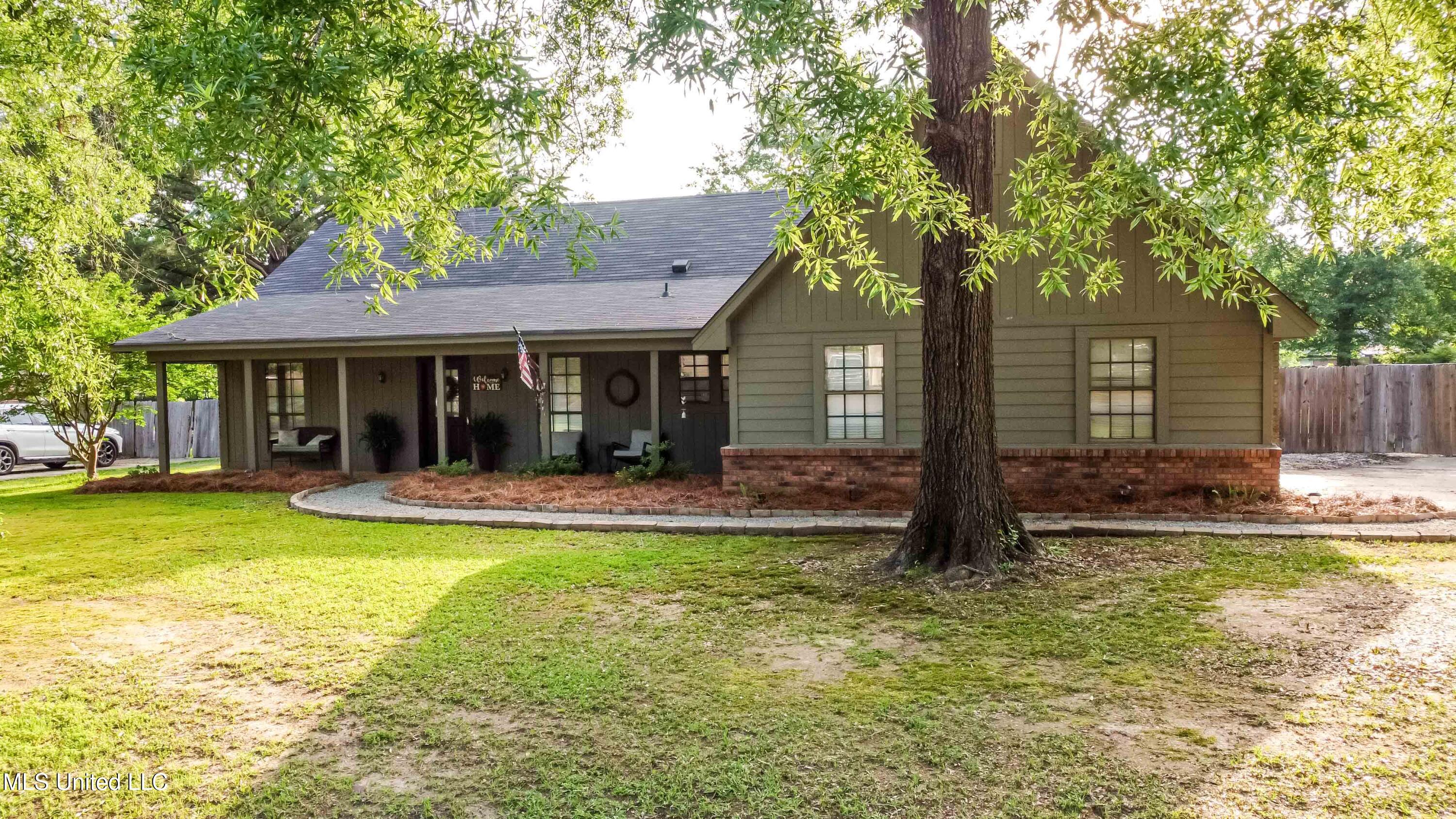 118 Dogwood Trail, Brandon, Mississippi image 3