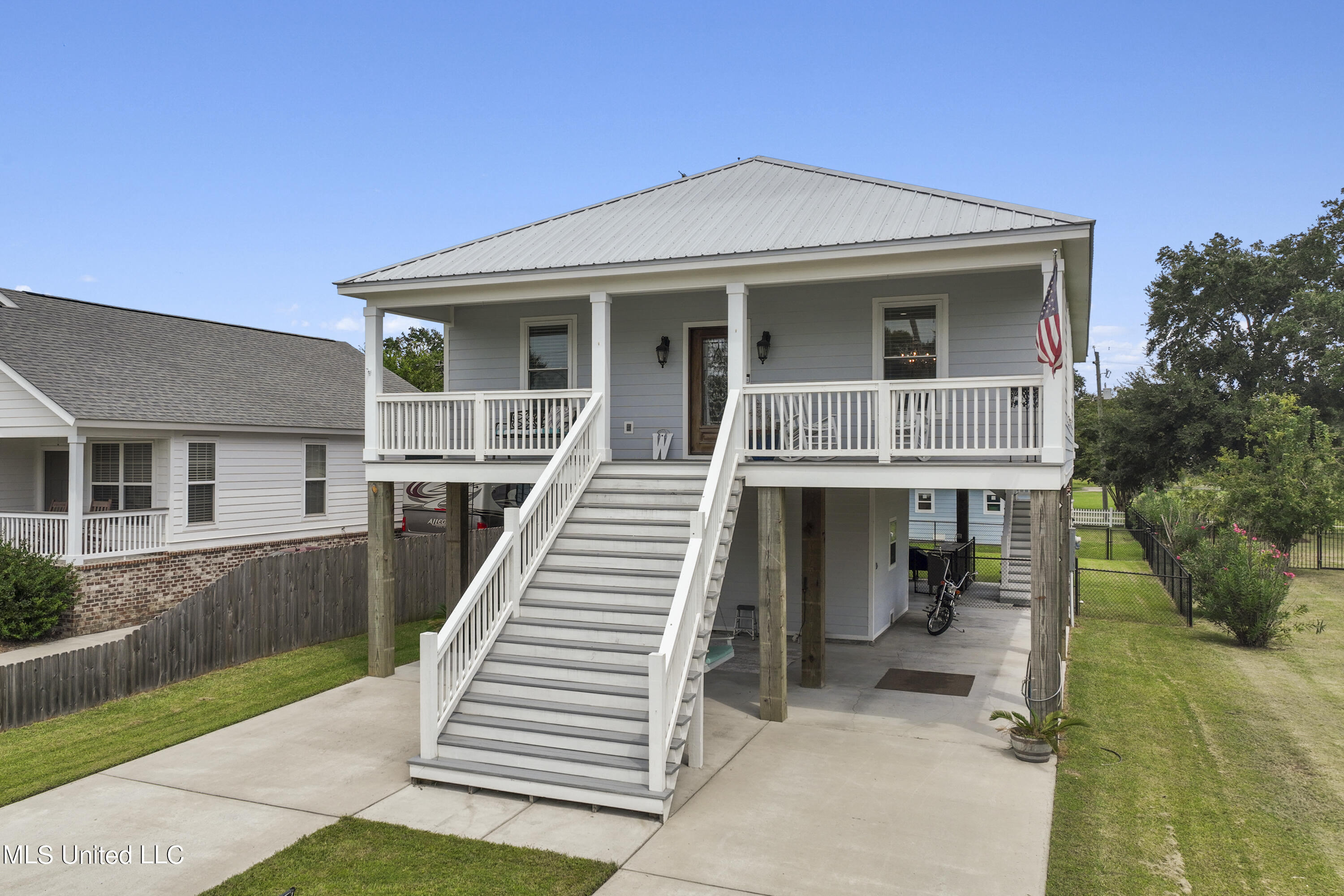 515 Trautman Avenue, Long Beach, Mississippi image 2