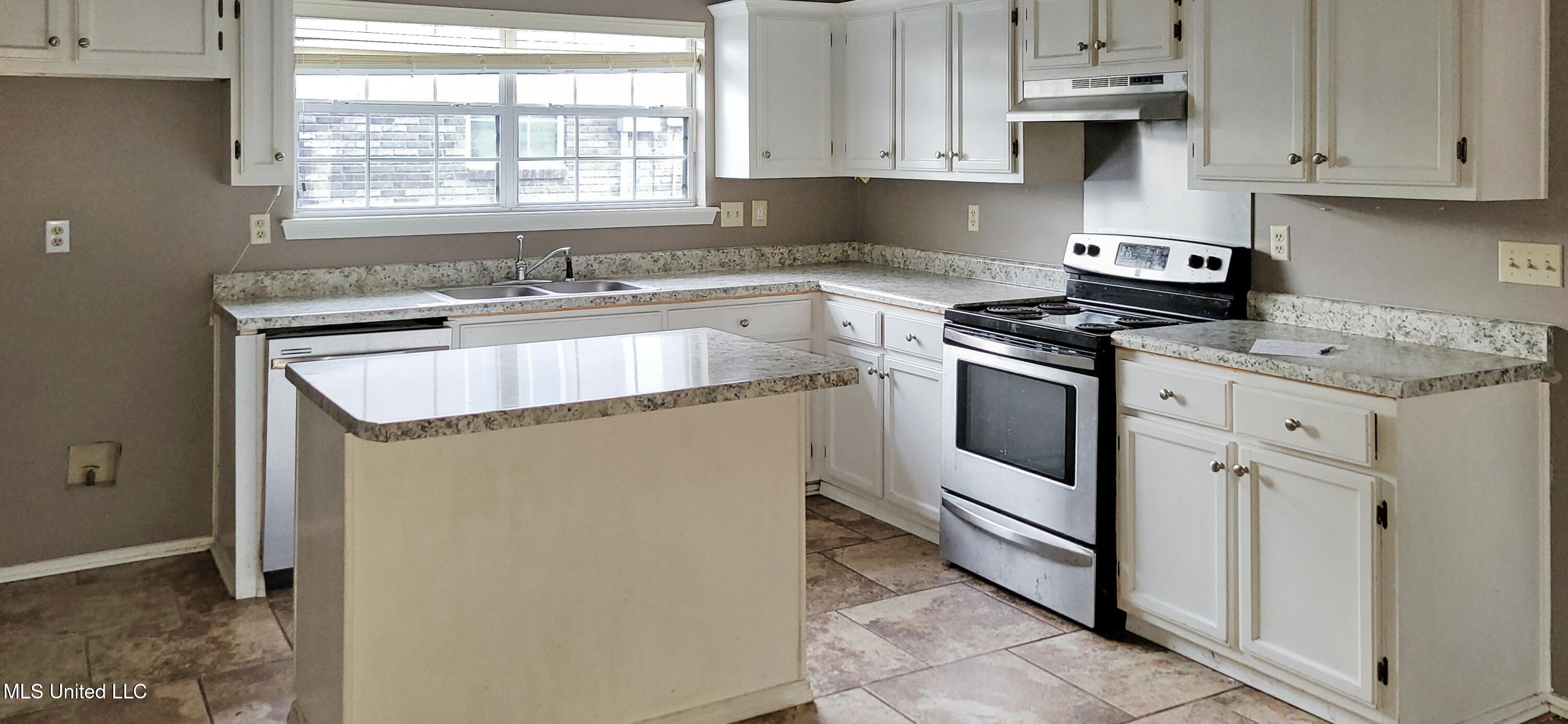 15031 Sagewood Street, Gulfport, Mississippi image 9
