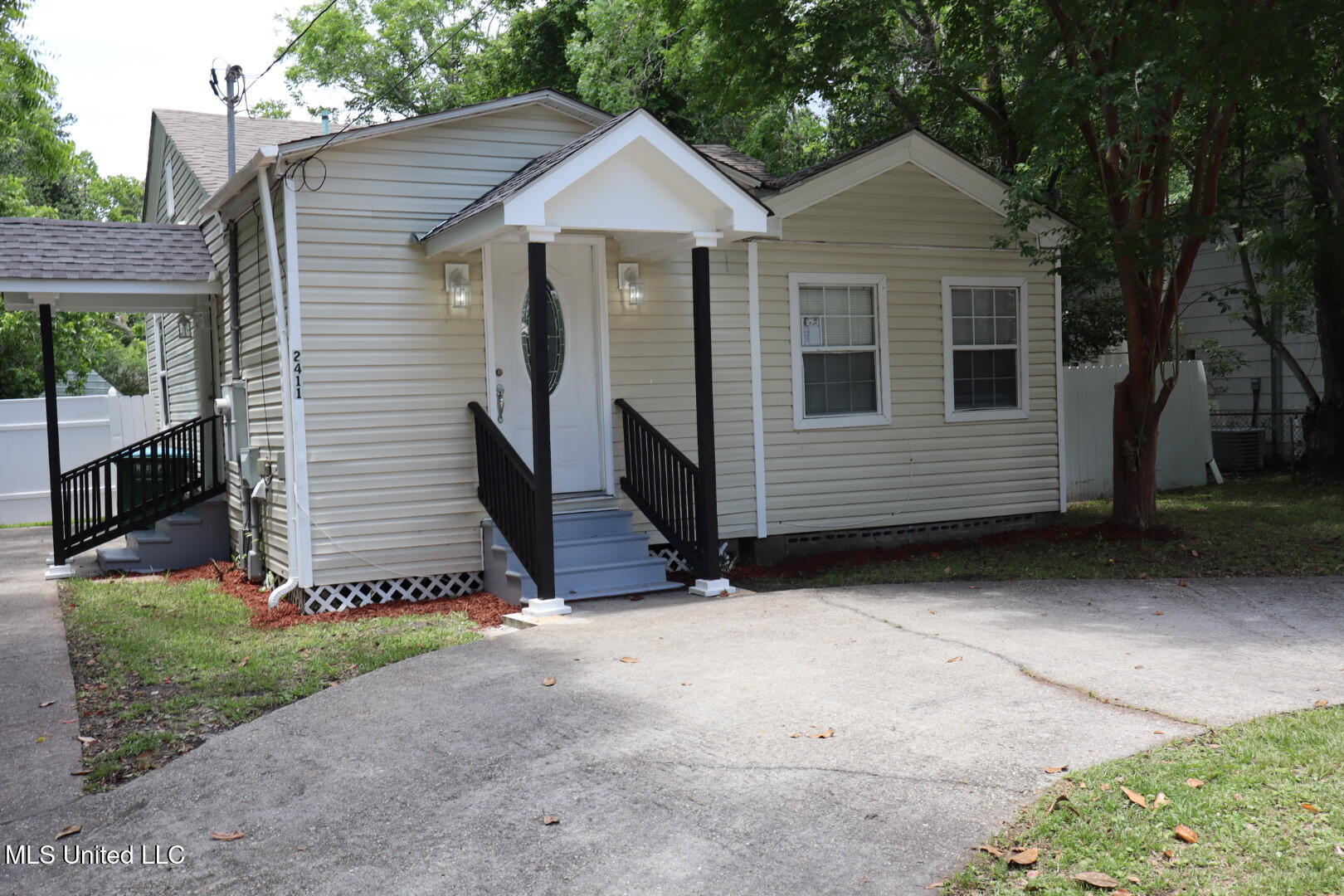 2411 14 Street, Pascagoula, Mississippi image 9