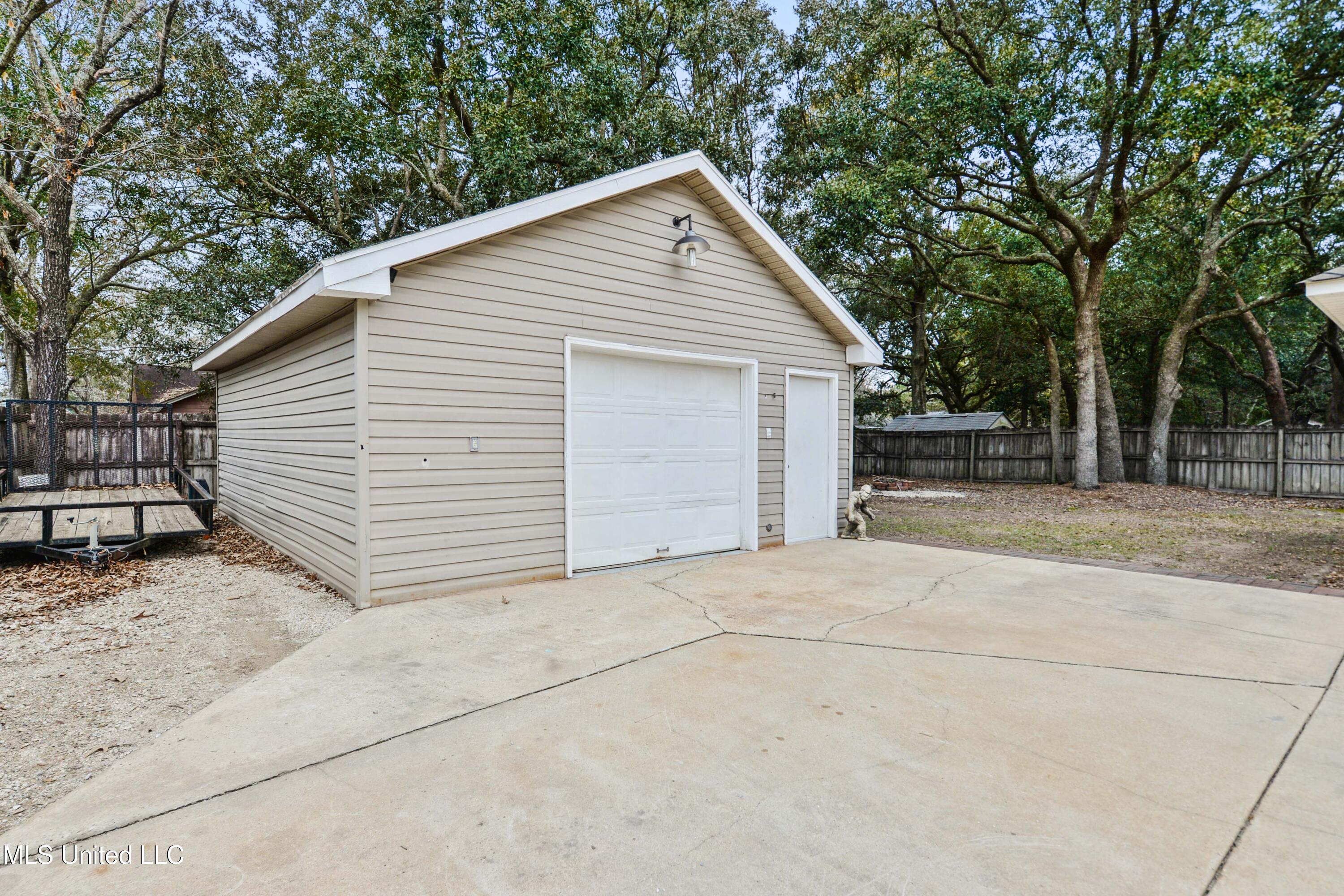 1505 S 7th Street, Ocean Springs, Mississippi image 22