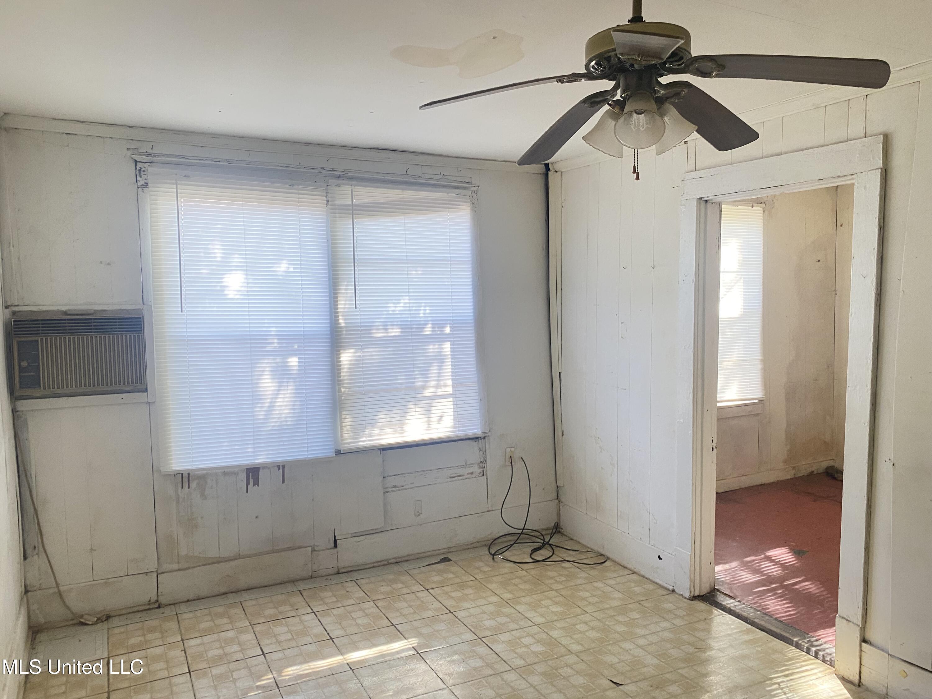 810 S Edwards Avenue, Clarksdale, Mississippi image 17