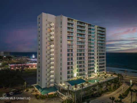 Condo For Sale - 2060 Beach Boulevard<br/> Biloxi, MS 39531