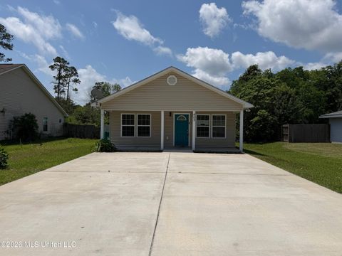 Homes For Sale - 403 Saint Jude Street<br/> Waveland, MS 39576