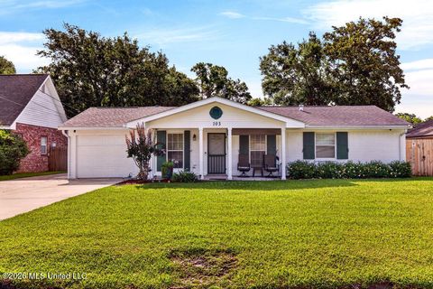 Homes For Sale - 103 Harry Street<br/> Bay Saint Louis, MS 39520