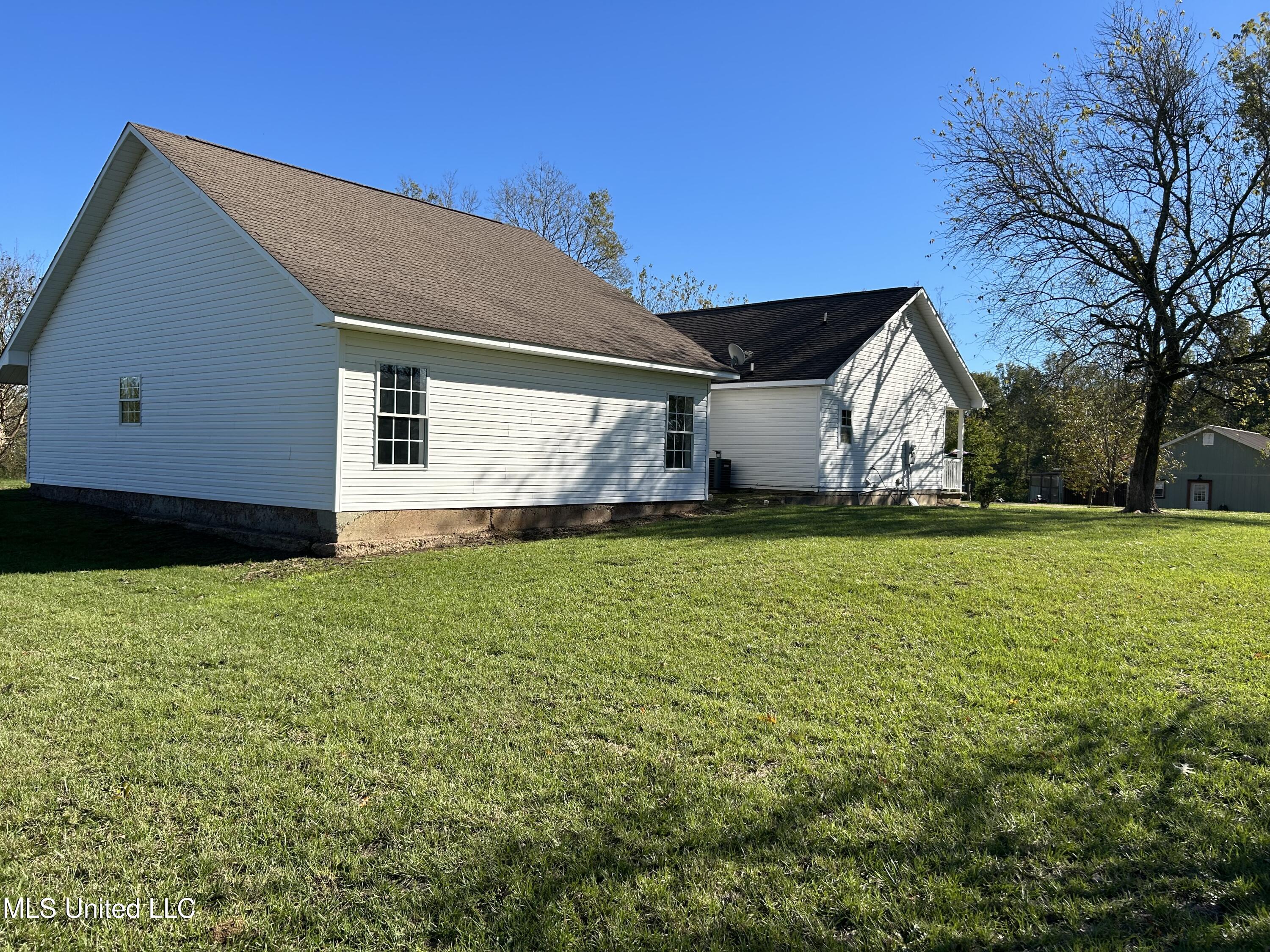 292 Parks Road, Jackson, Mississippi image 3