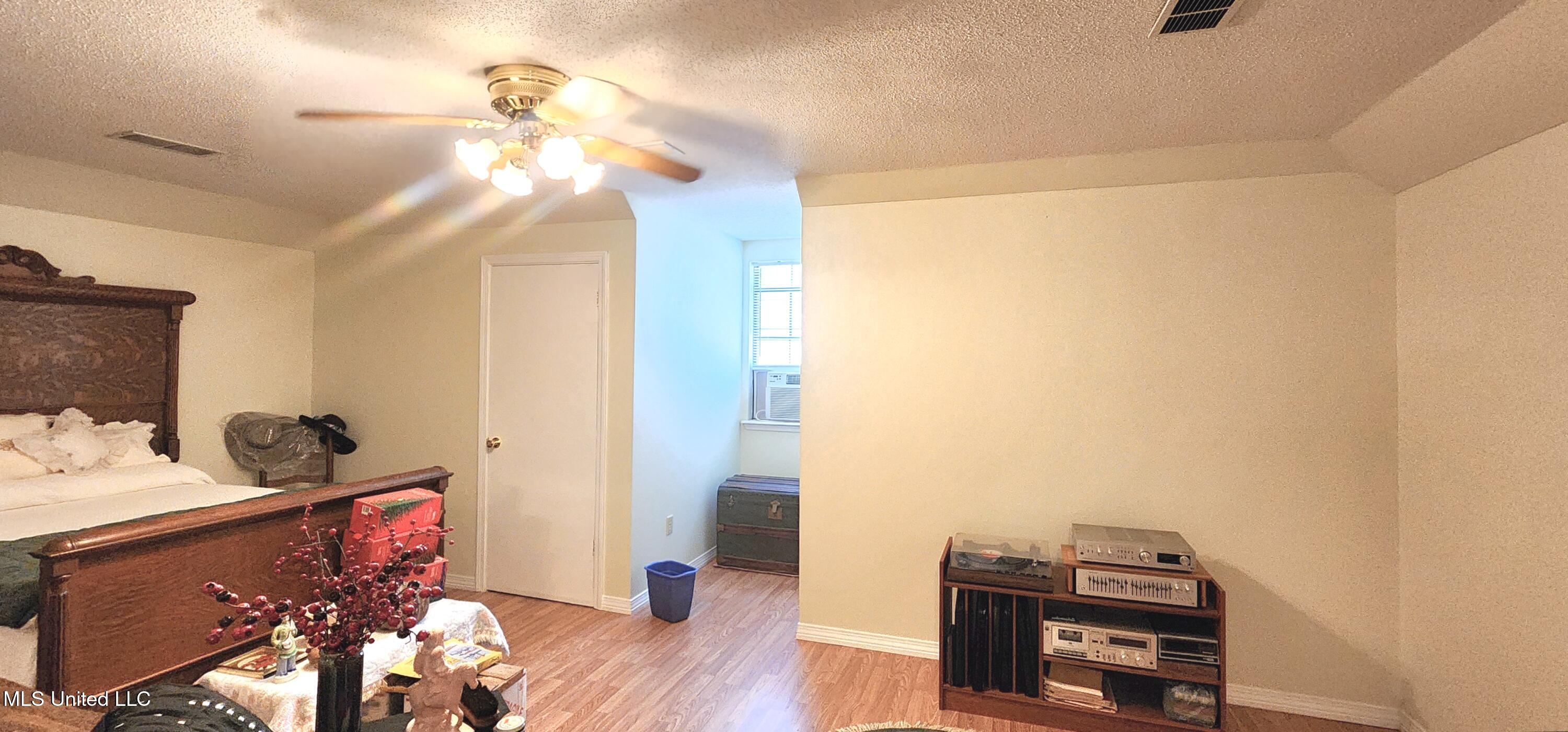 96498 W Diamondhead Drive, Diamondhead, Mississippi image 34