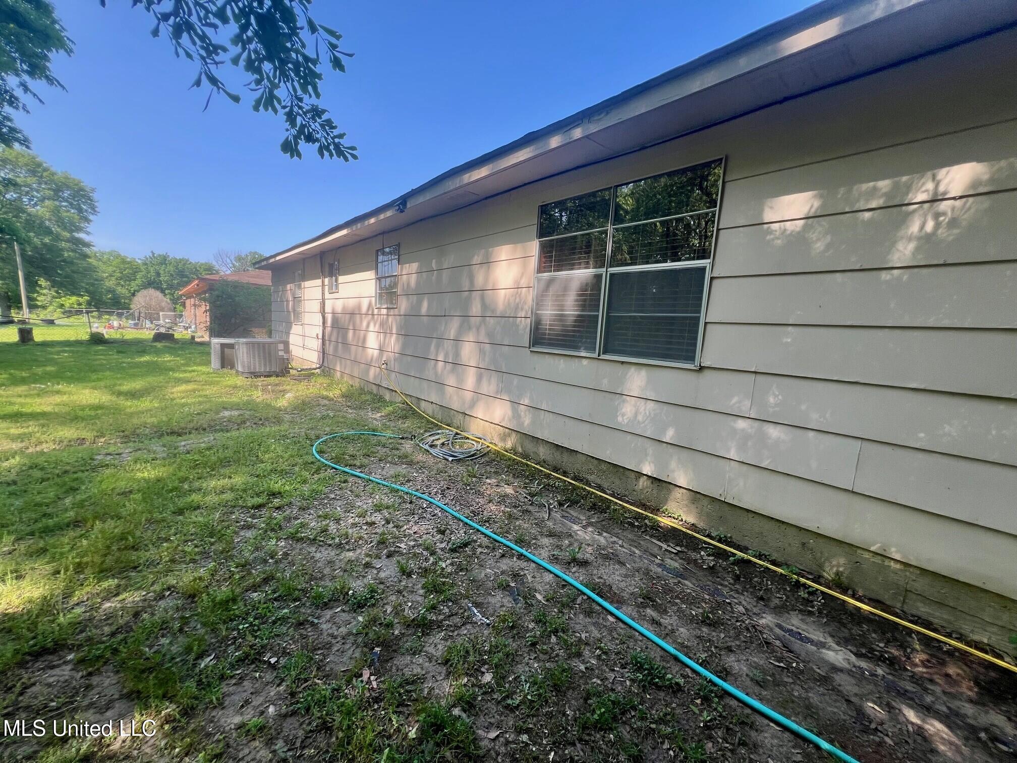 8 Pecan Drive, Cleveland, Mississippi image 14